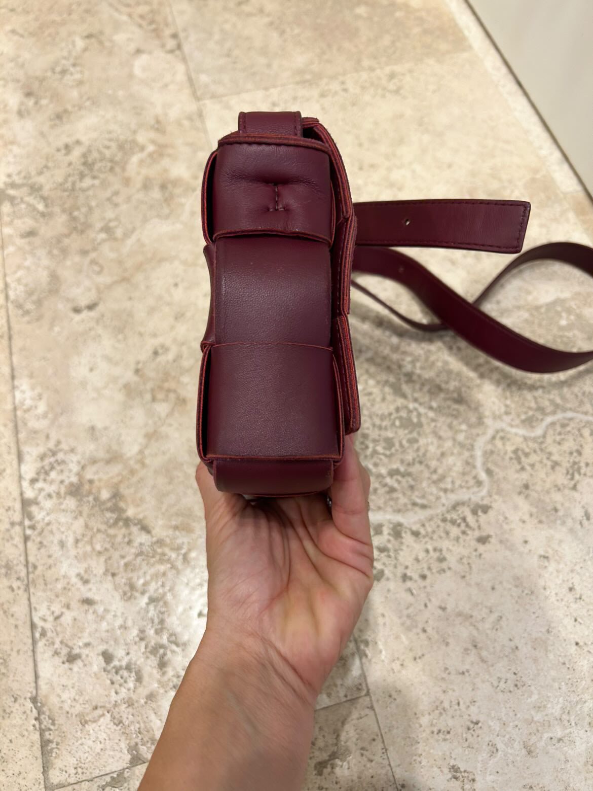 Bottega Veneta Cassette — Borsa in Pelle Bordeaux