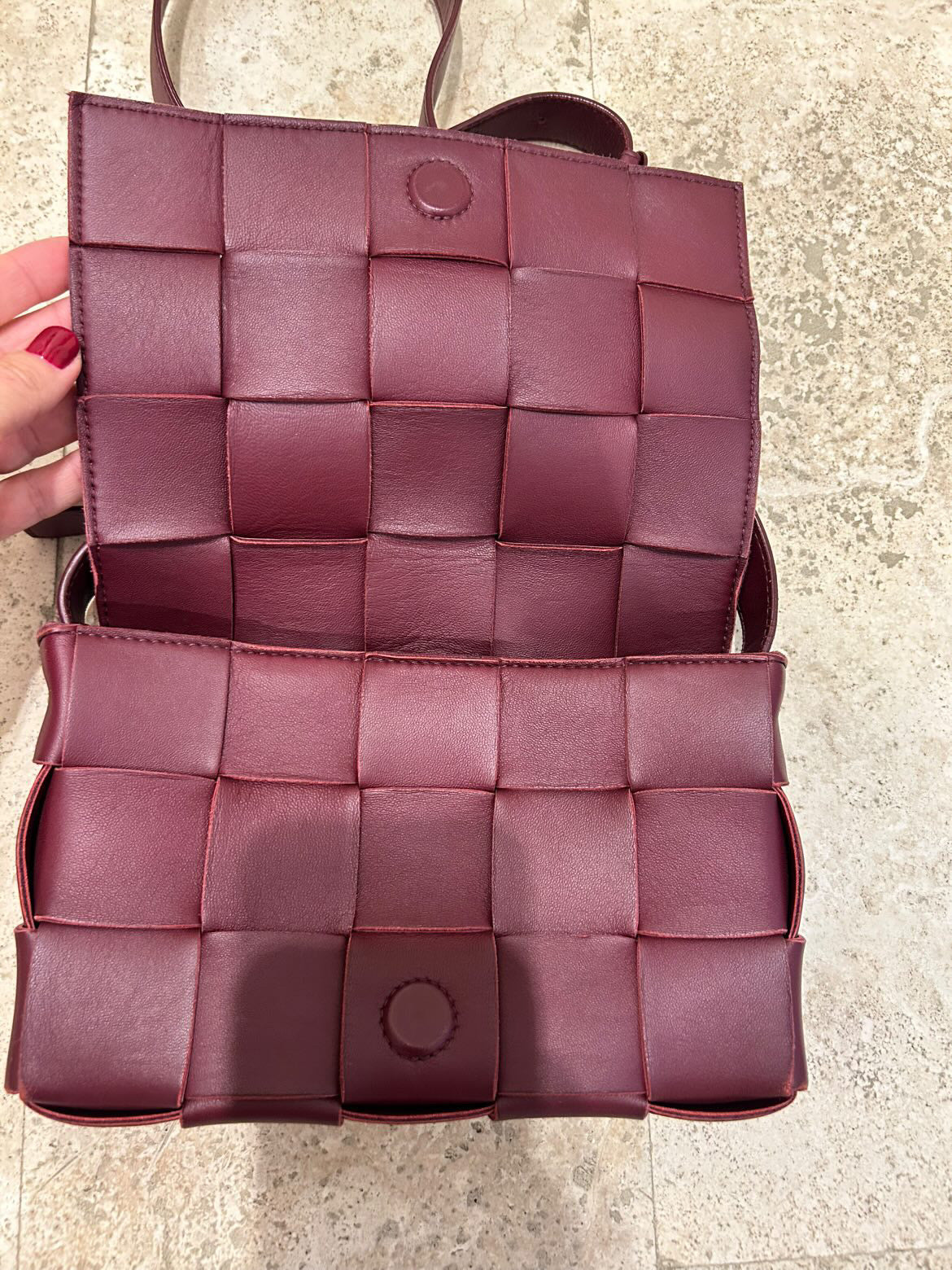 Bottega Veneta Cassette — Borsa in Pelle Bordeaux