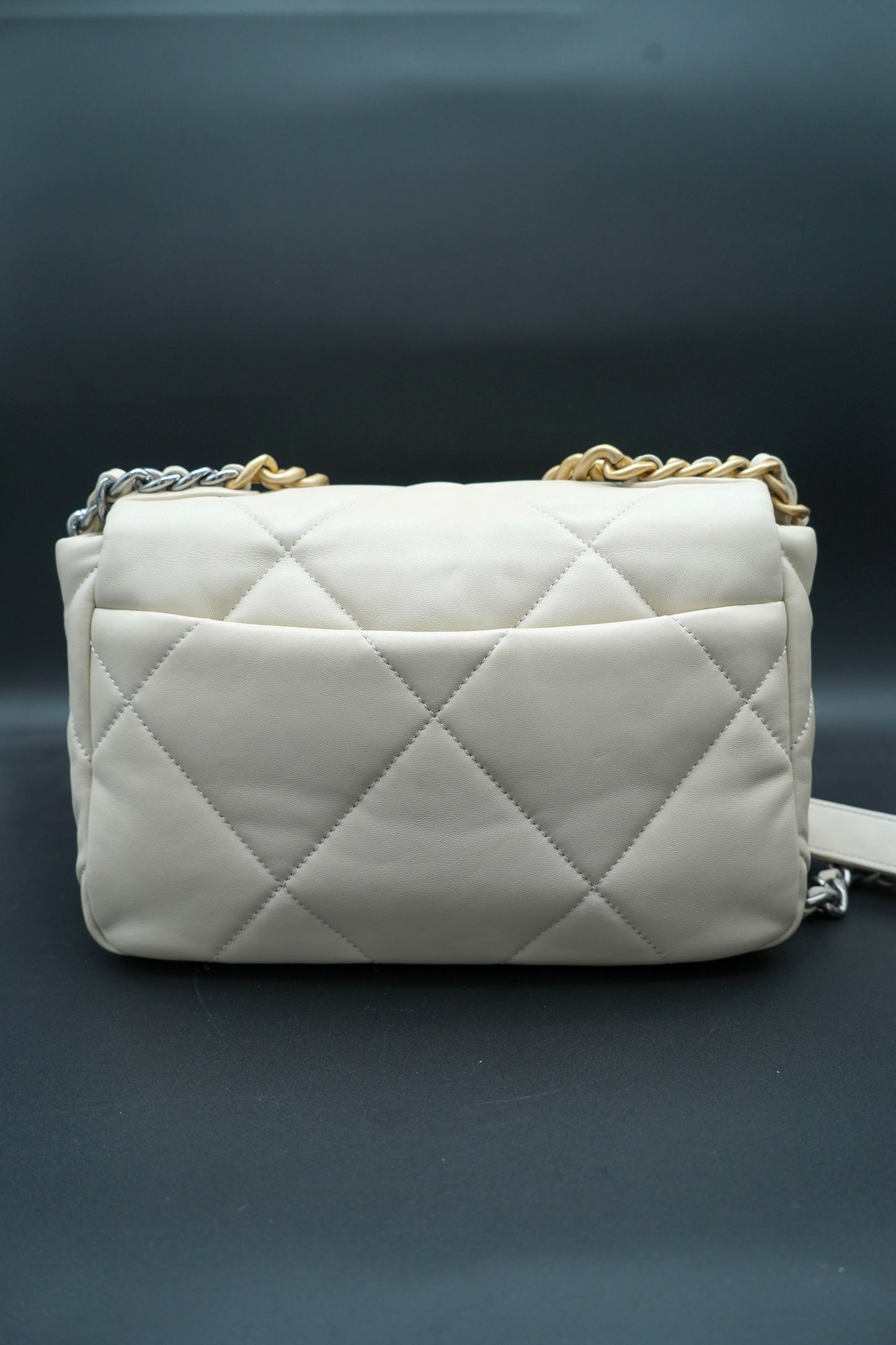 Chanel 19 Borsa in Pelle di Agnello - Beige