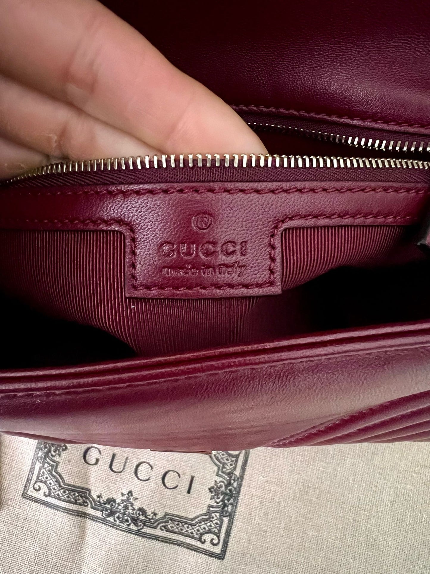 Gucci GG Marmont Medium Red Anchor 2.0