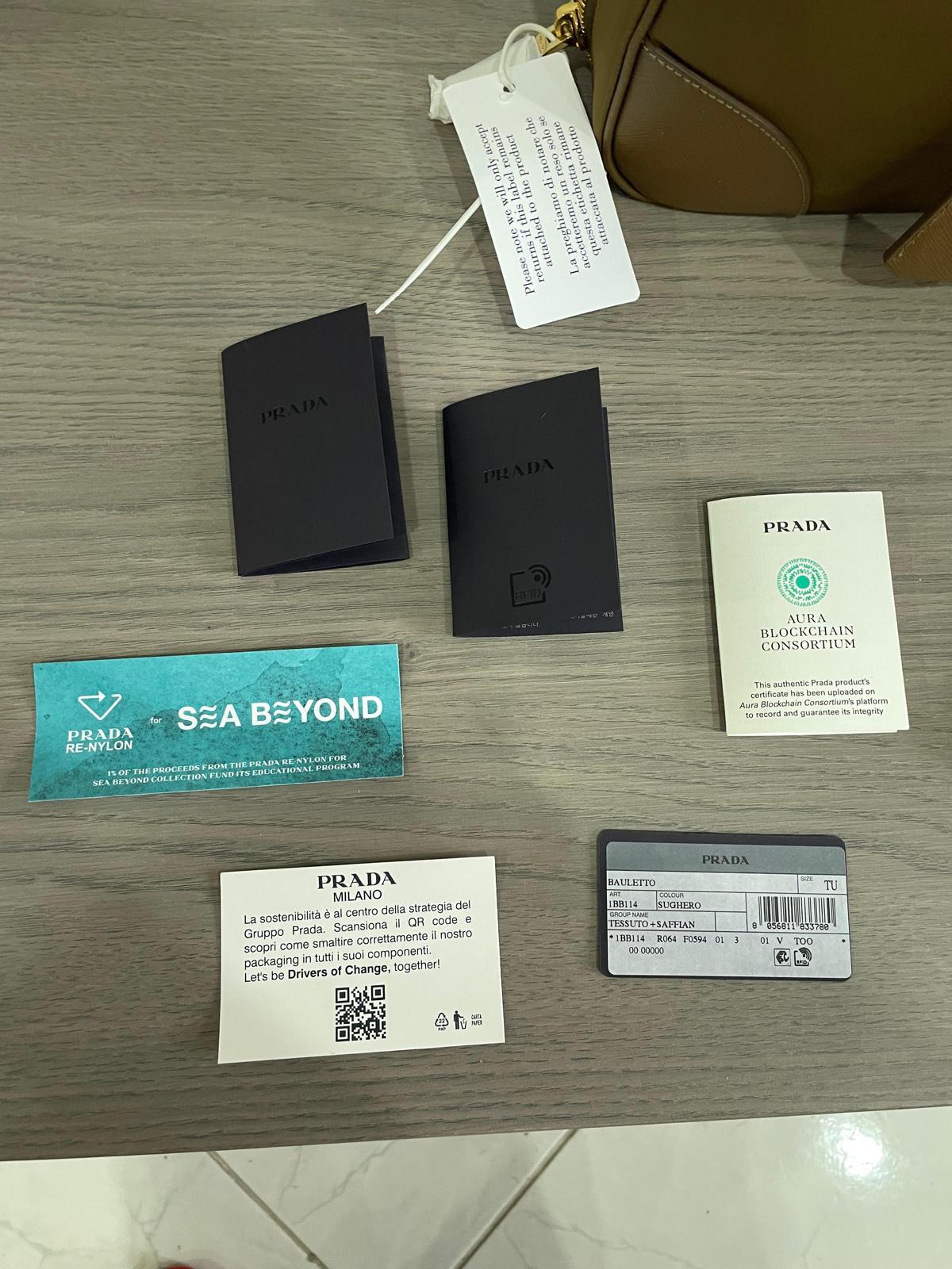 Prada Bauletto Re-Edition 1978 in Re-Nylon e Saffiano