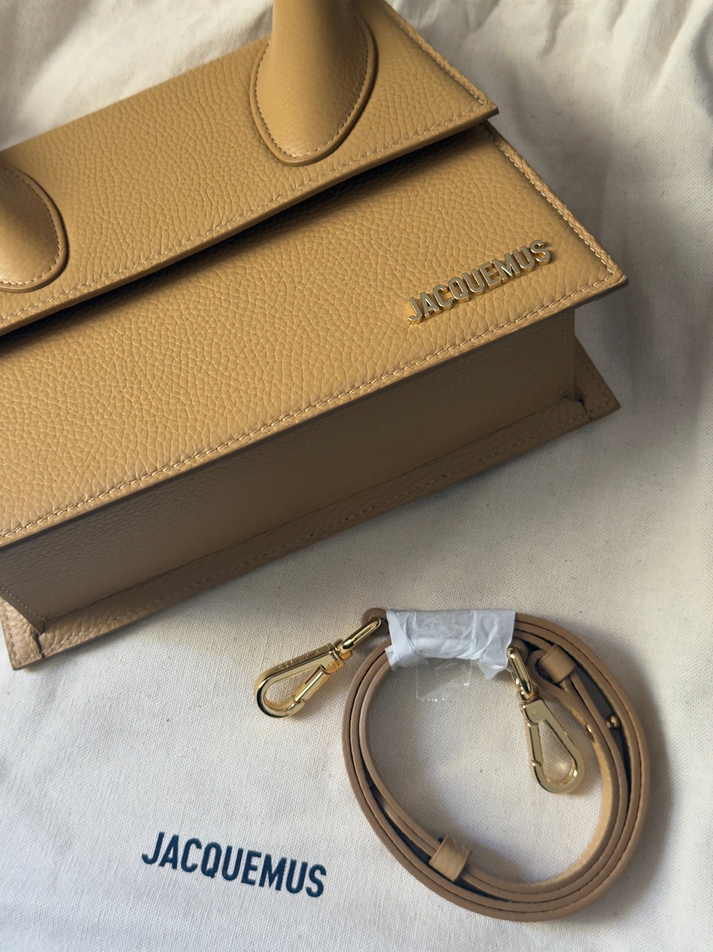 Jacquemus Le Gran Chiquito - Camel