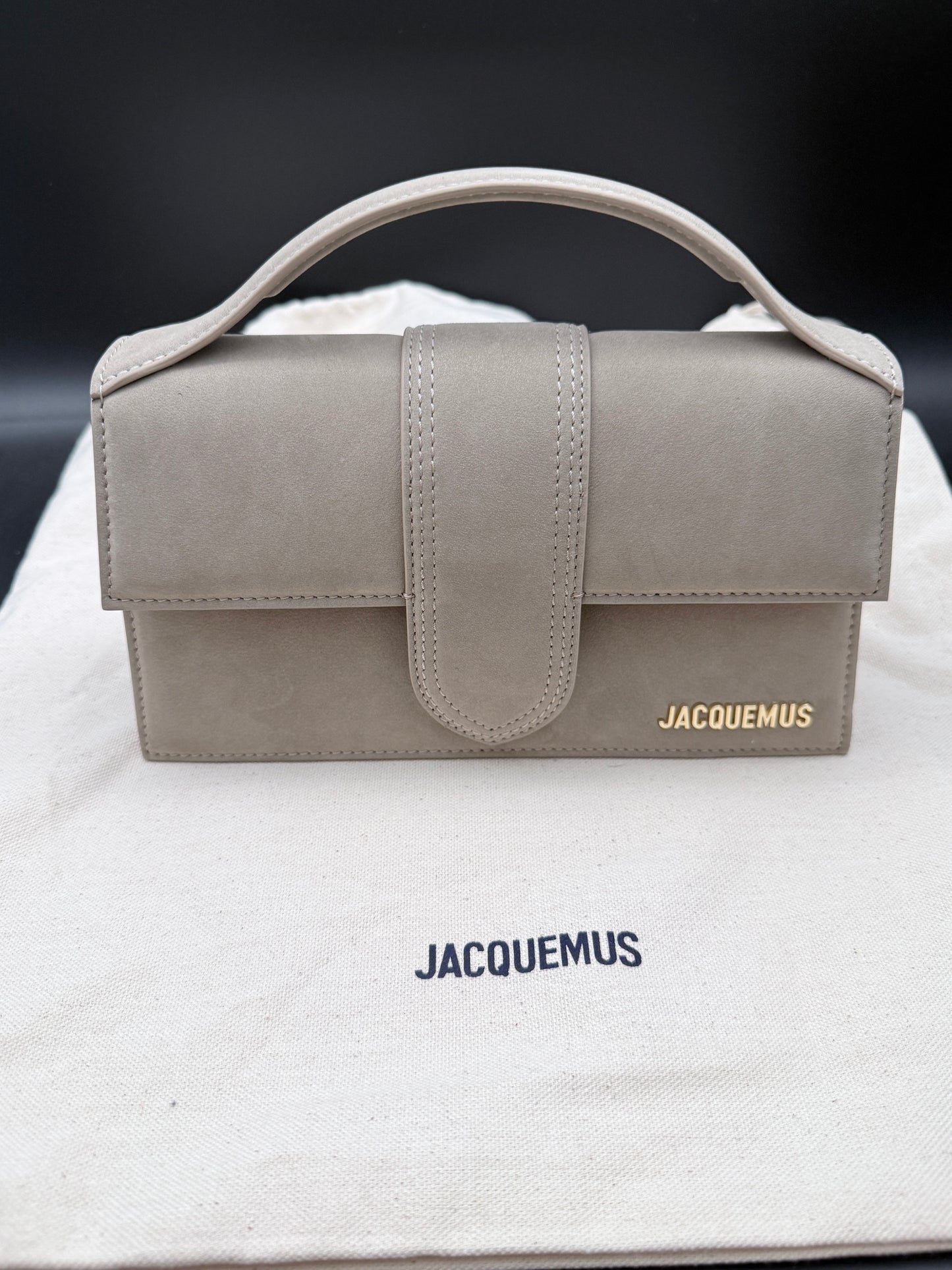 Jacquemus Le Grand Bambino in camoscio- Colore Tortora
