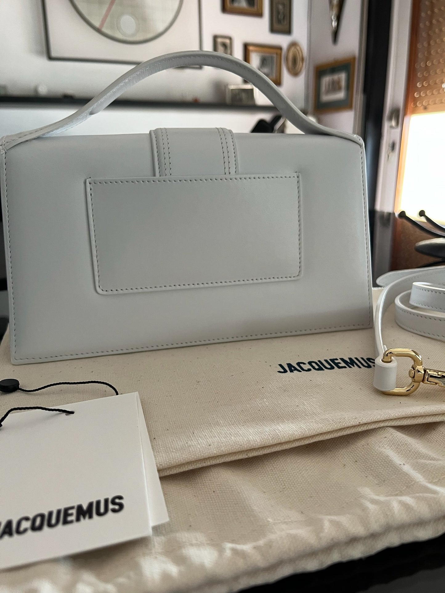 Jacquemus Le Grand Bambinou - Bianca con logo in oro