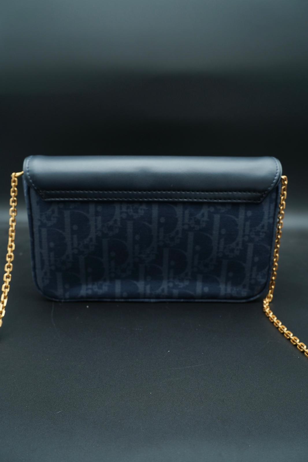 Dior Pochette Blu con Catena