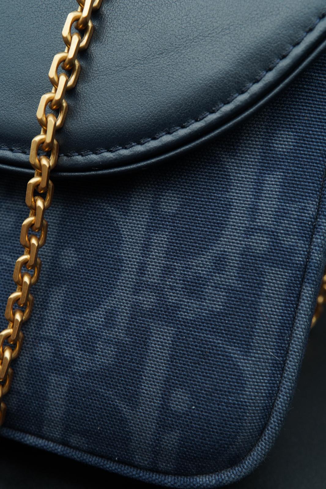 Dior Pochette Blu con Catena