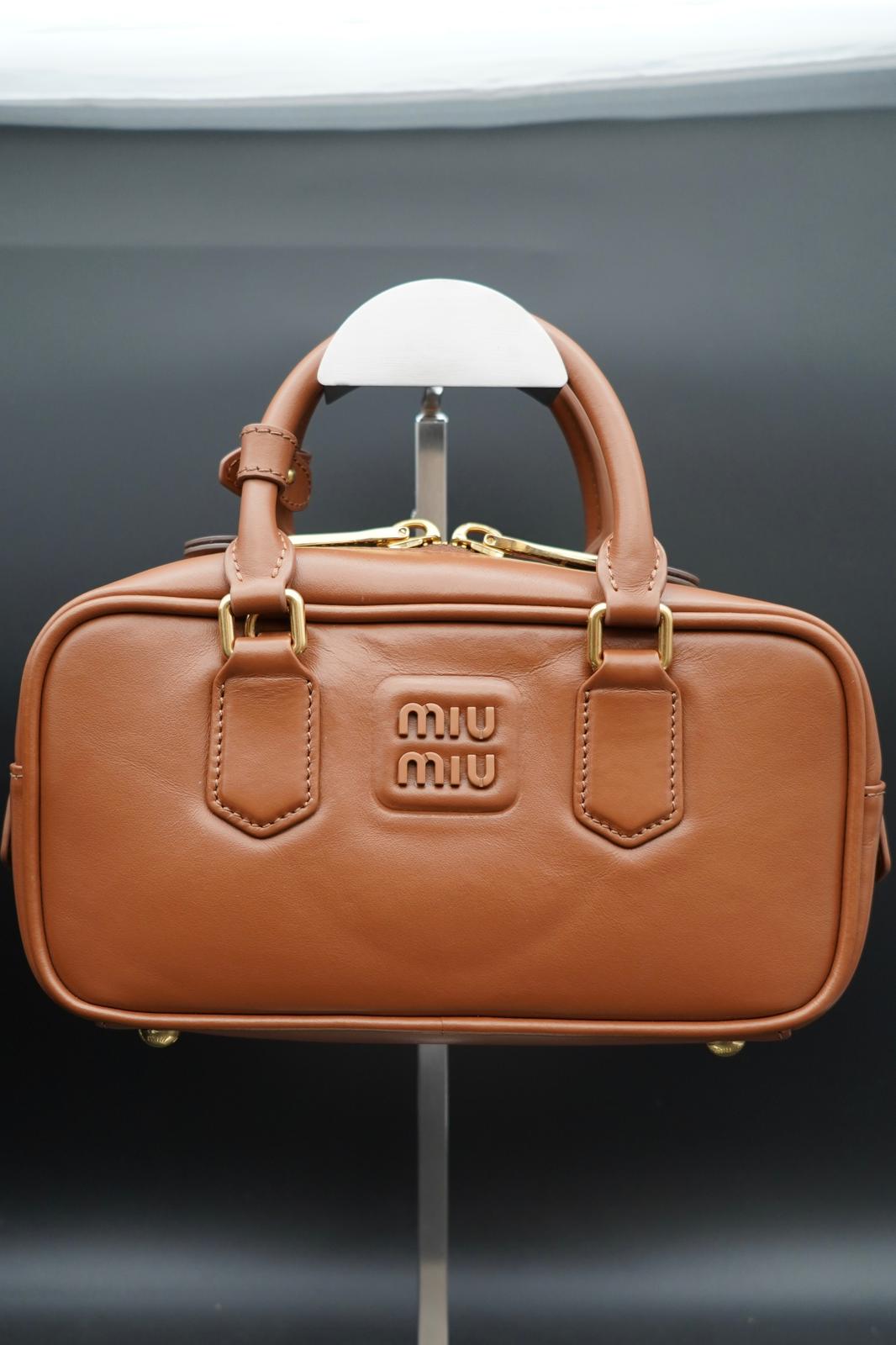 Miu Miu Borsa Arcadie Regular Cognac