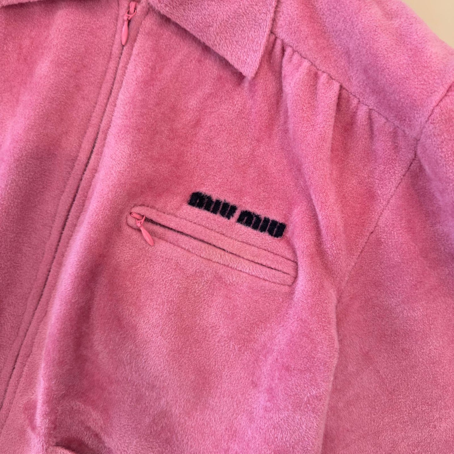 Miu Miu felpa in ciniglia con zip e profili a righe