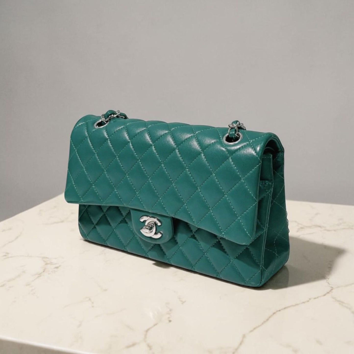 Chanel Timeless Classic Flap Bag in pelle trapuntata