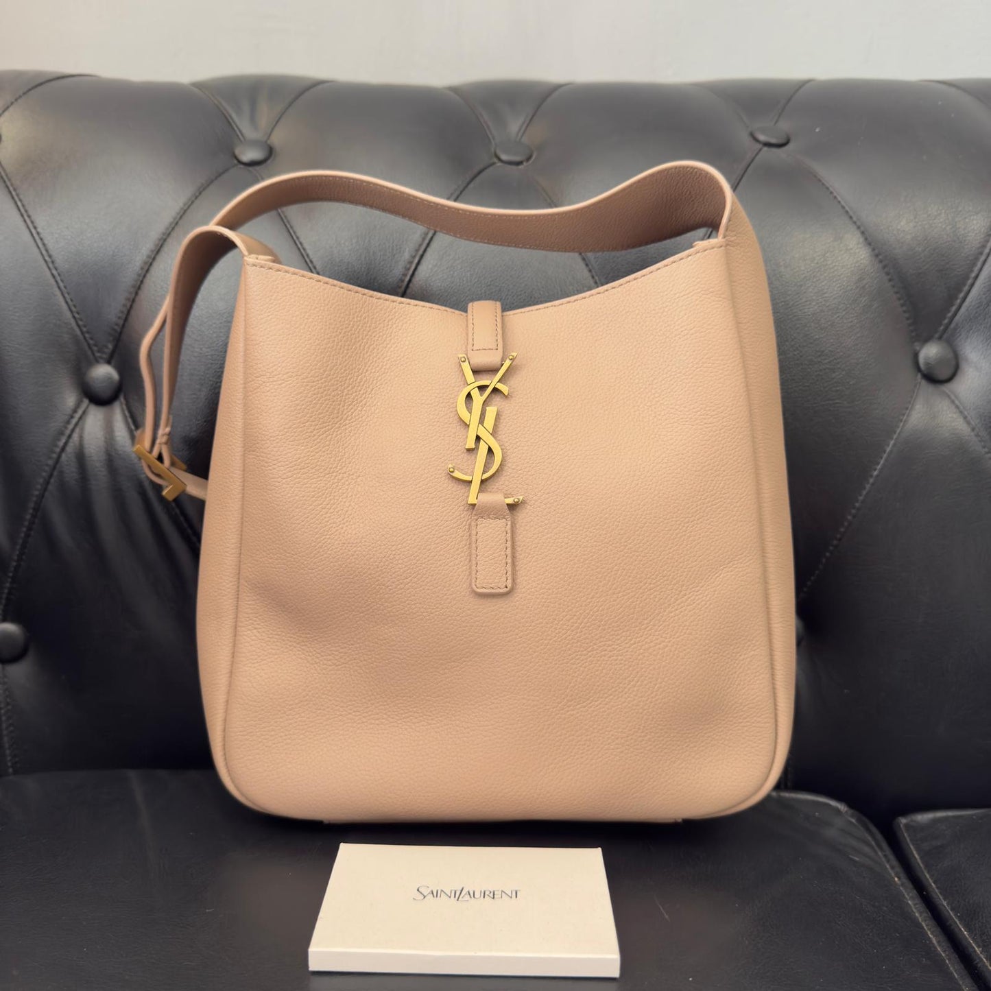 Saint Laurent Le 5 à 7 Small ecru and camel
