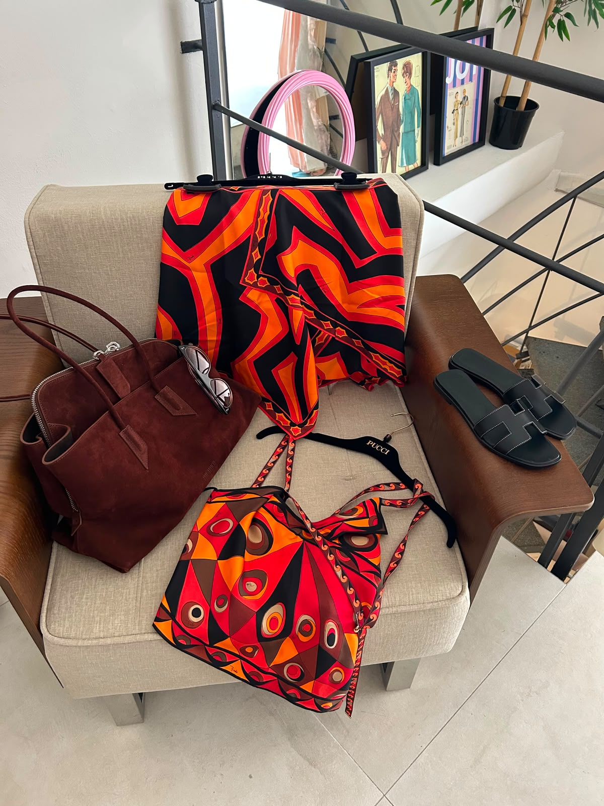 Pucci minigonna rosso e arancione