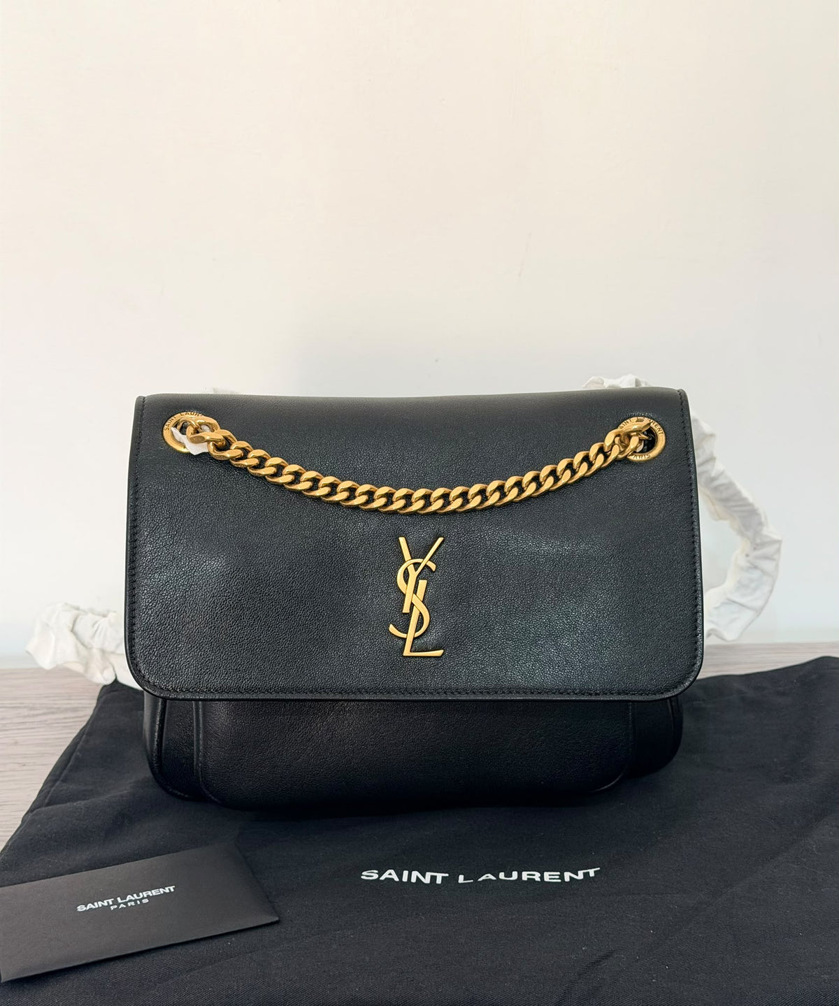 Saint Laurent Niki Cassandre nera