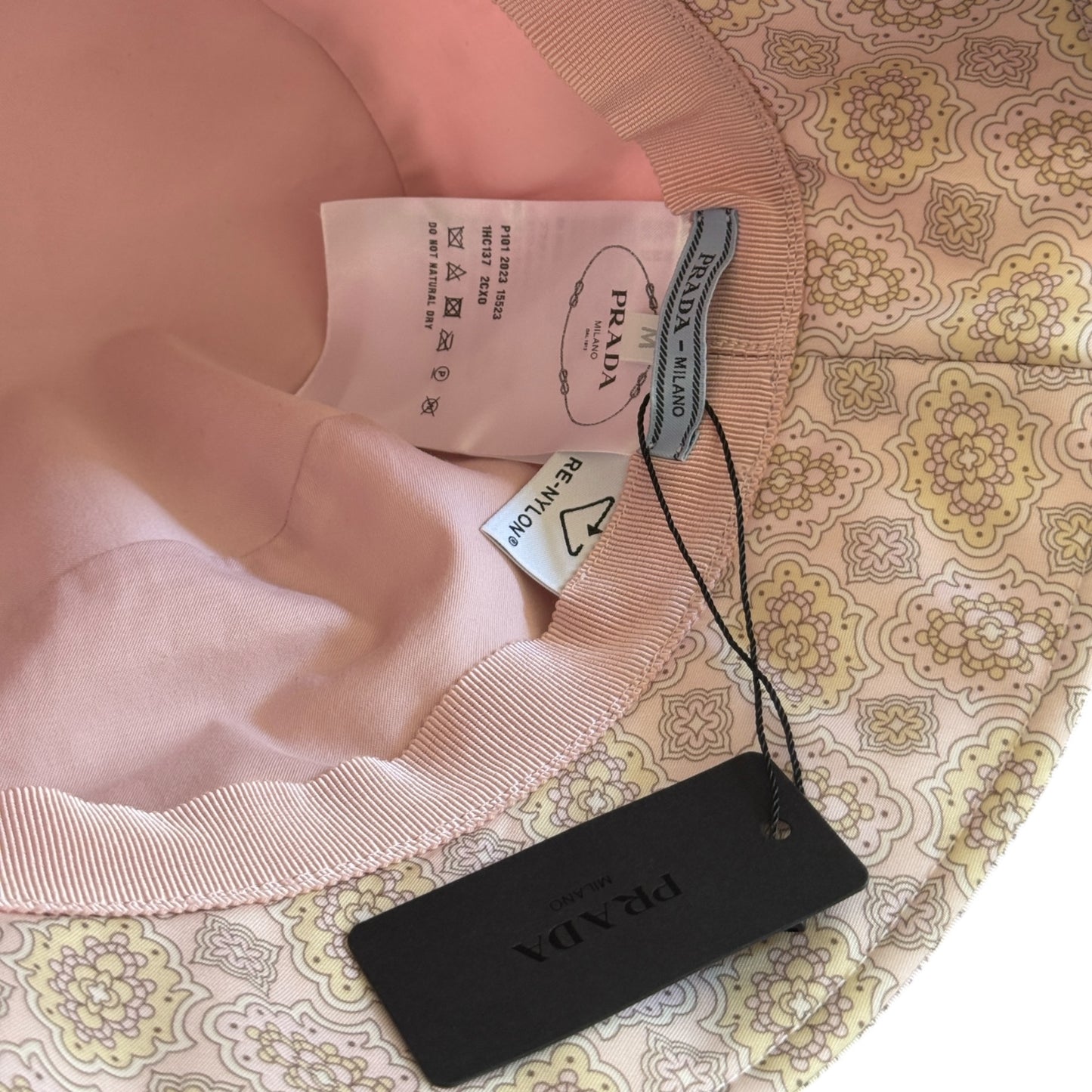 Prada re-nylon bucket hat - size M