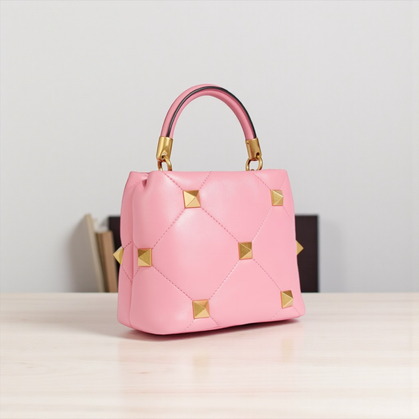 Valentino Garavani Roman Stud Rosa