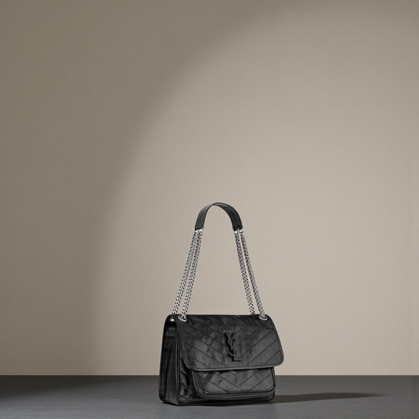 Saint Laurent Niki Medium in Pelle Vintage