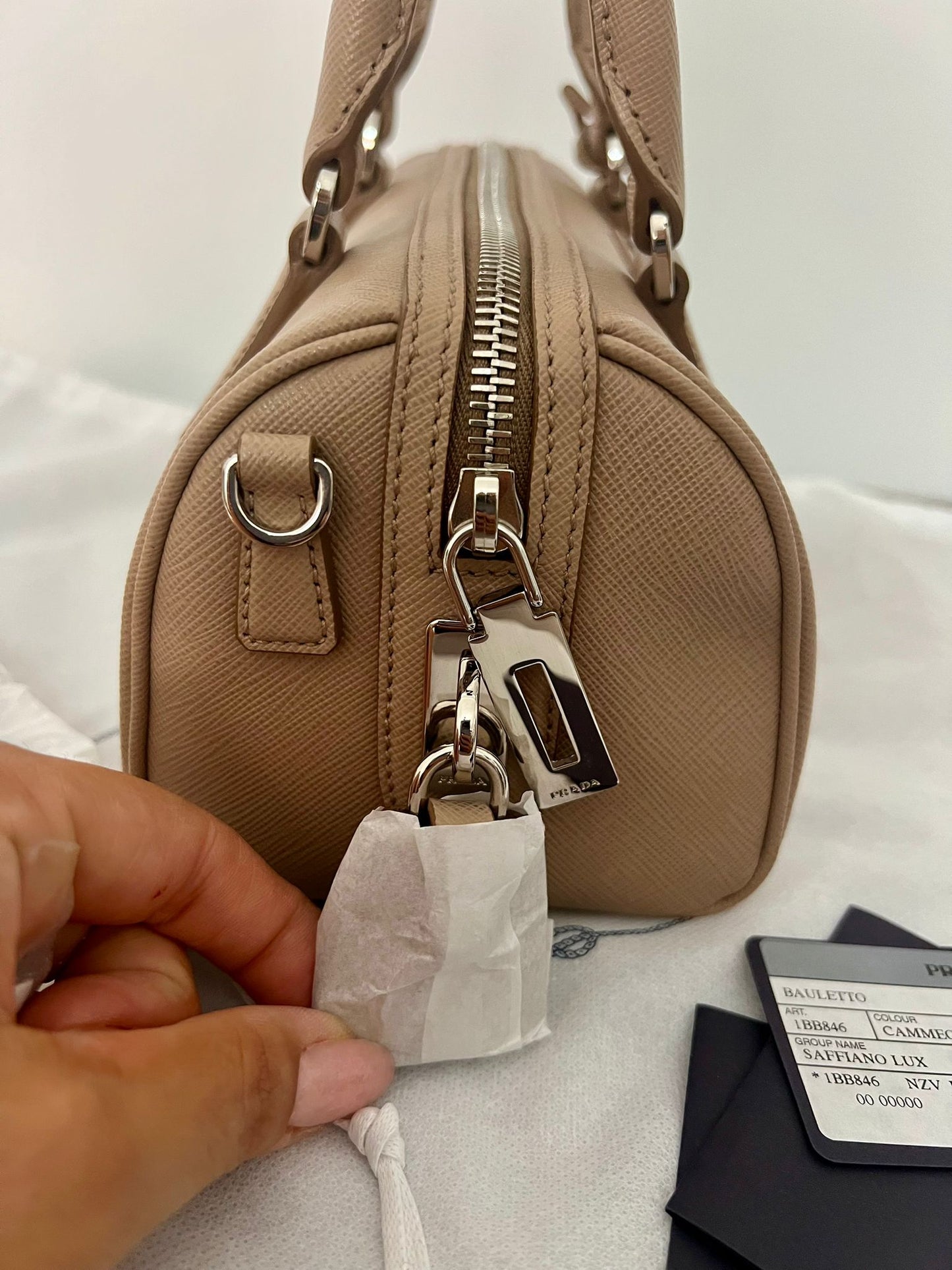 Prada Bauletto in Pelle Saffiano Beige