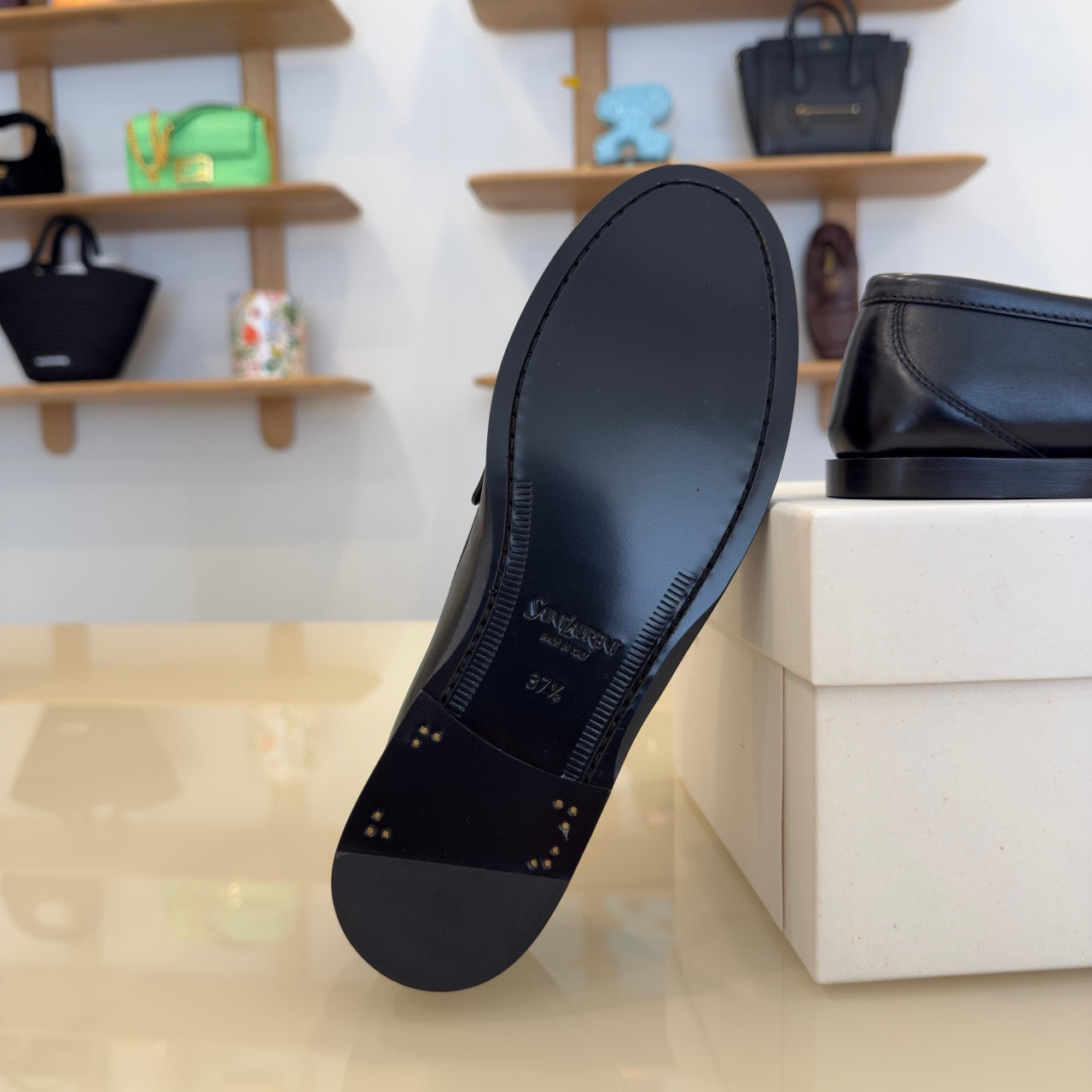 Saint Laurent Mocassini in pelle nera