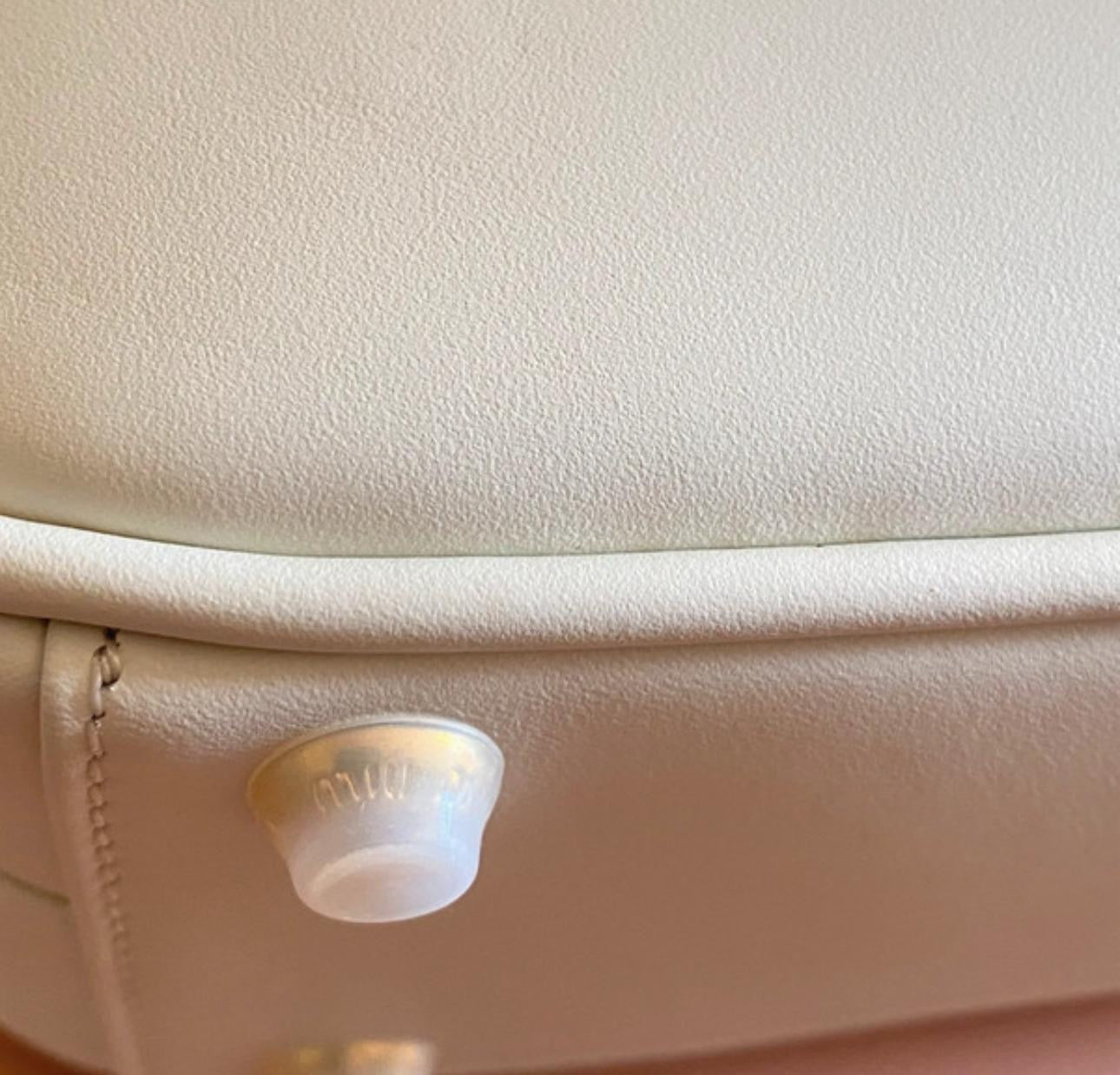 Miu Miu Mini Borsa Arcadie in Pelle "Talco”