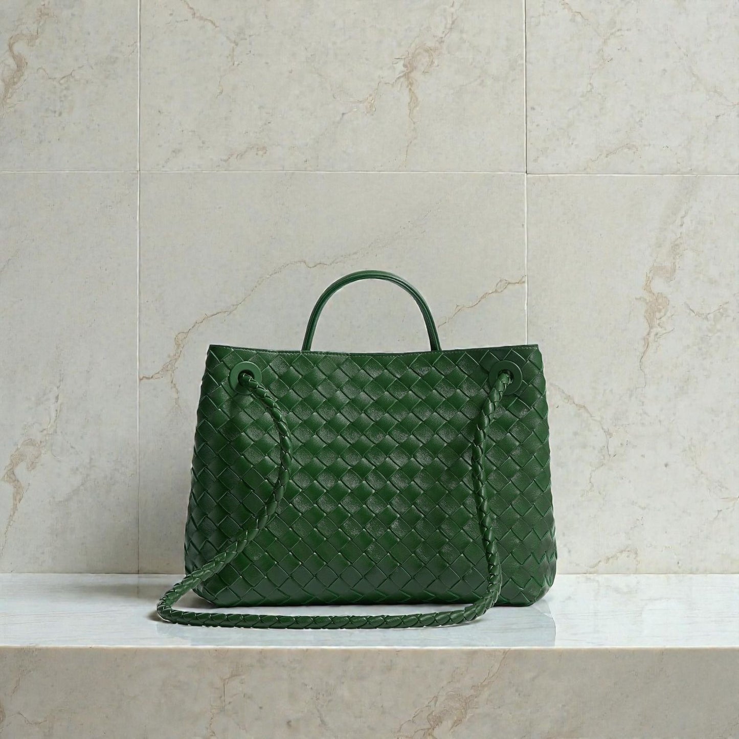 Bottega Veneta Andiamo Media – basil