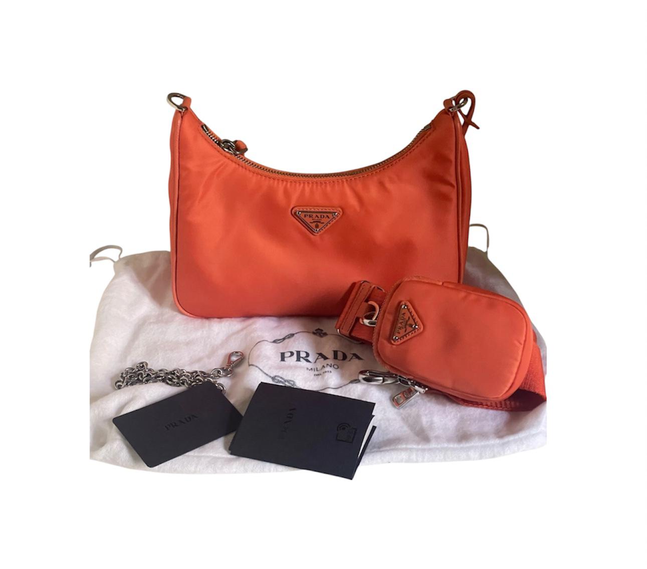 Prada Re-Edition 2005 in Re-Nylon -Arancione