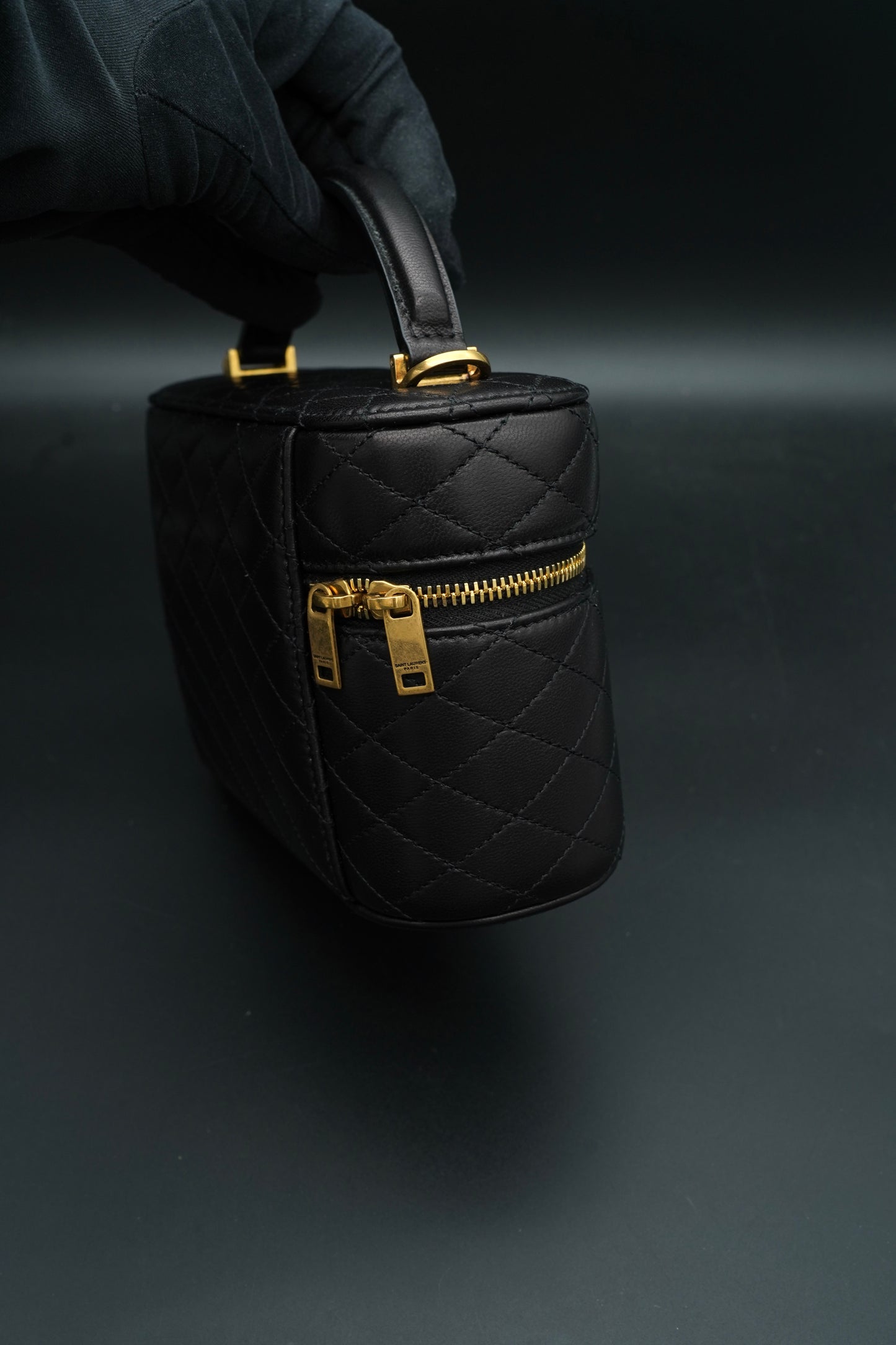 Saint Laurent Vanity in Pelle Nera Medium