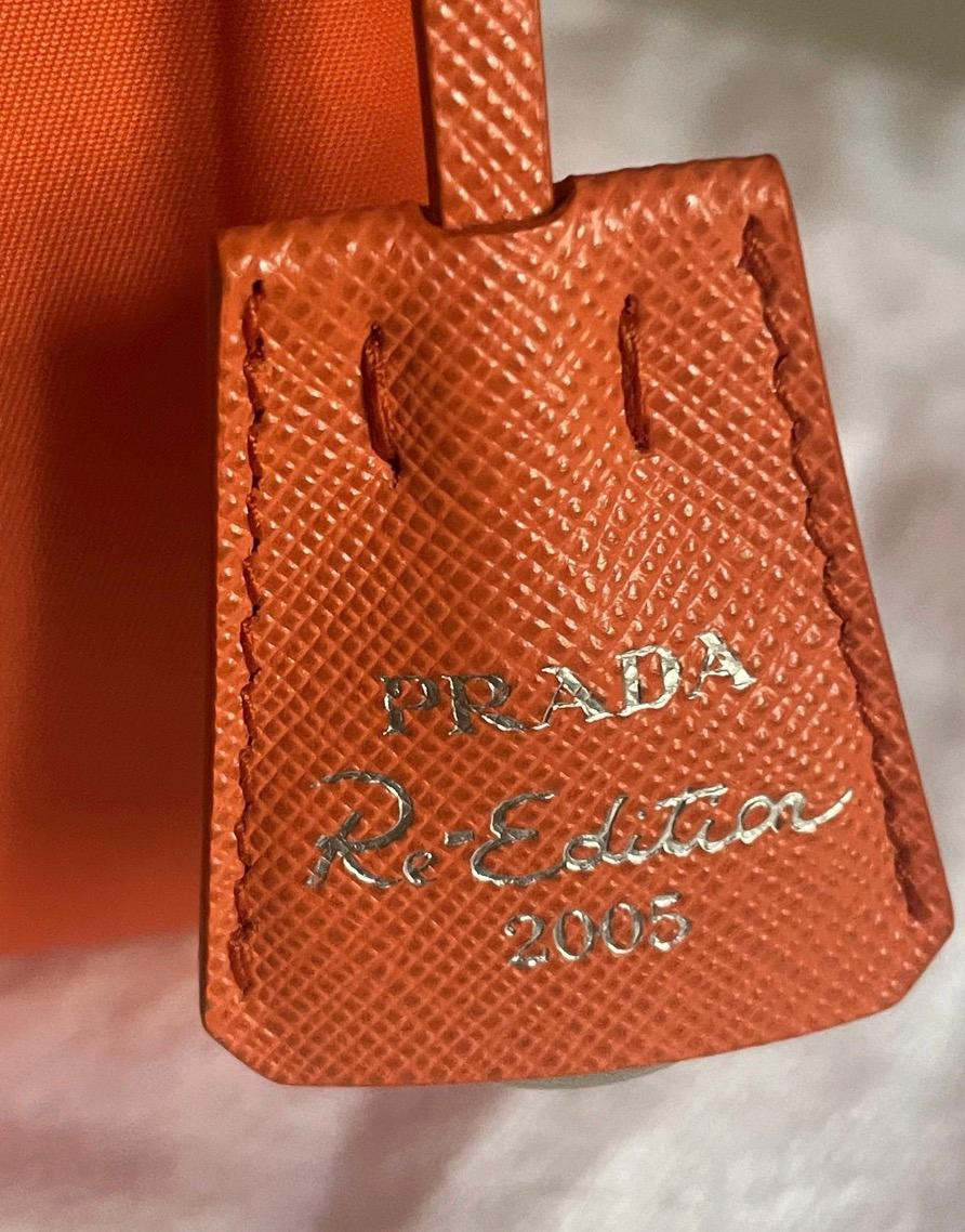 Prada Re-Edition 2005 in Re-Nylon -Arancione