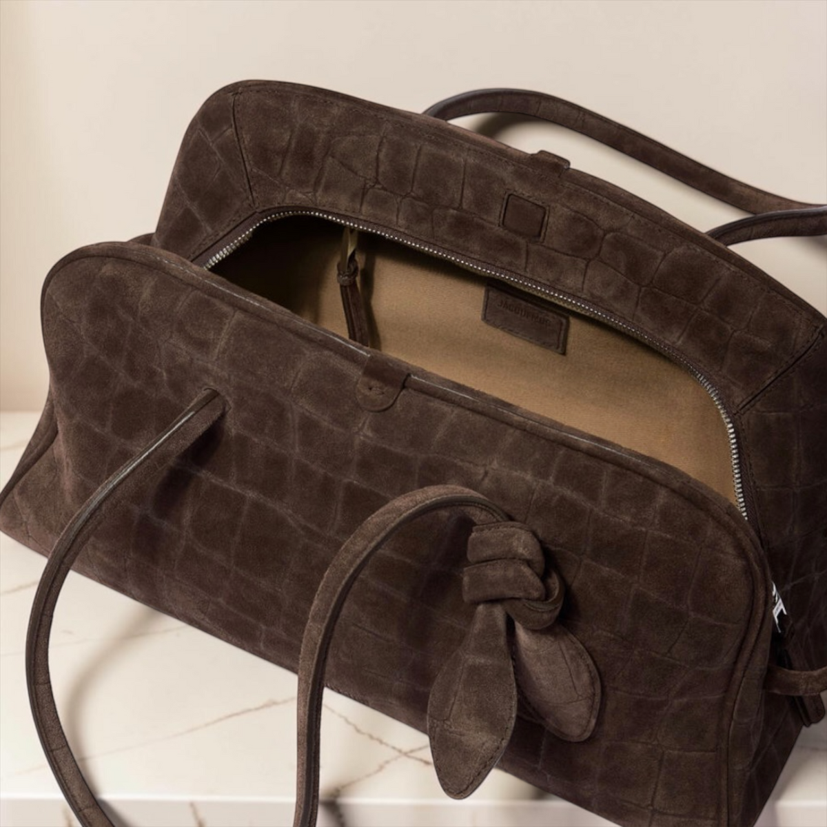 Jacquemus le Turismo in pelle scamosciata marrone
