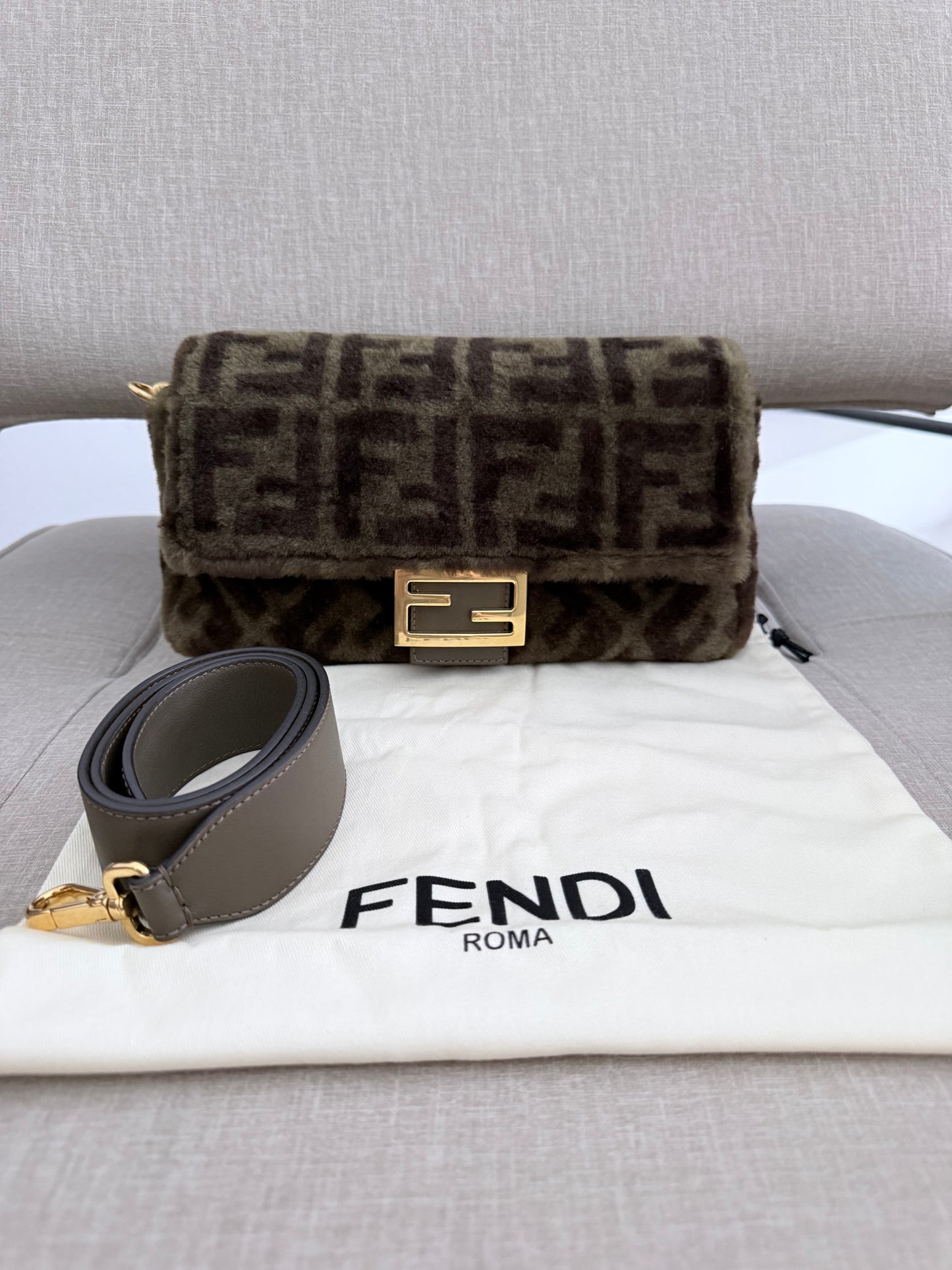 Fendi baguette in montone