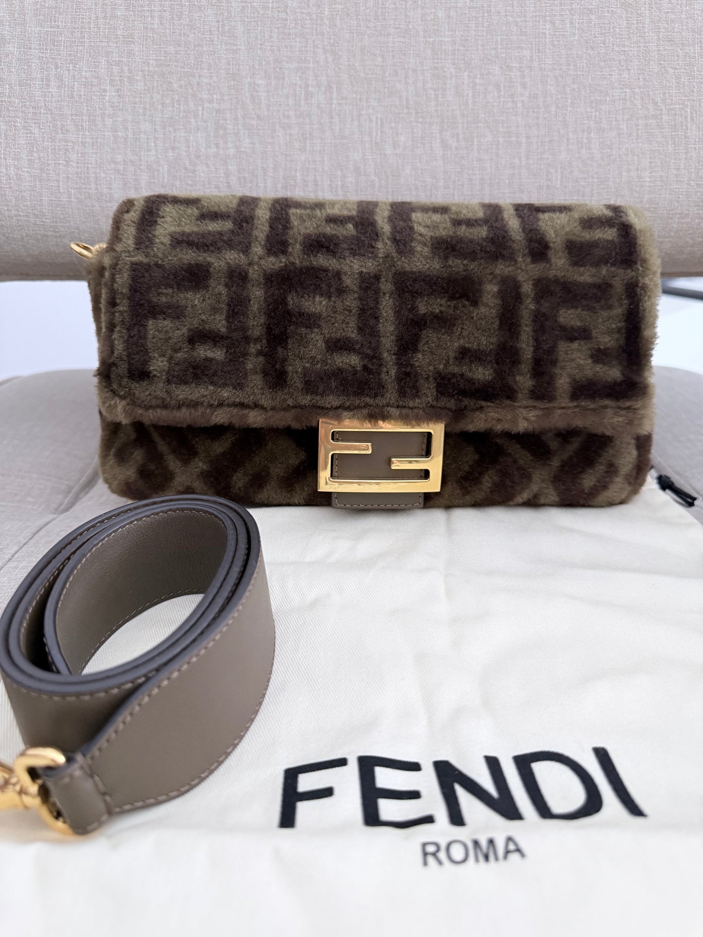 Fendi baguette in montone
