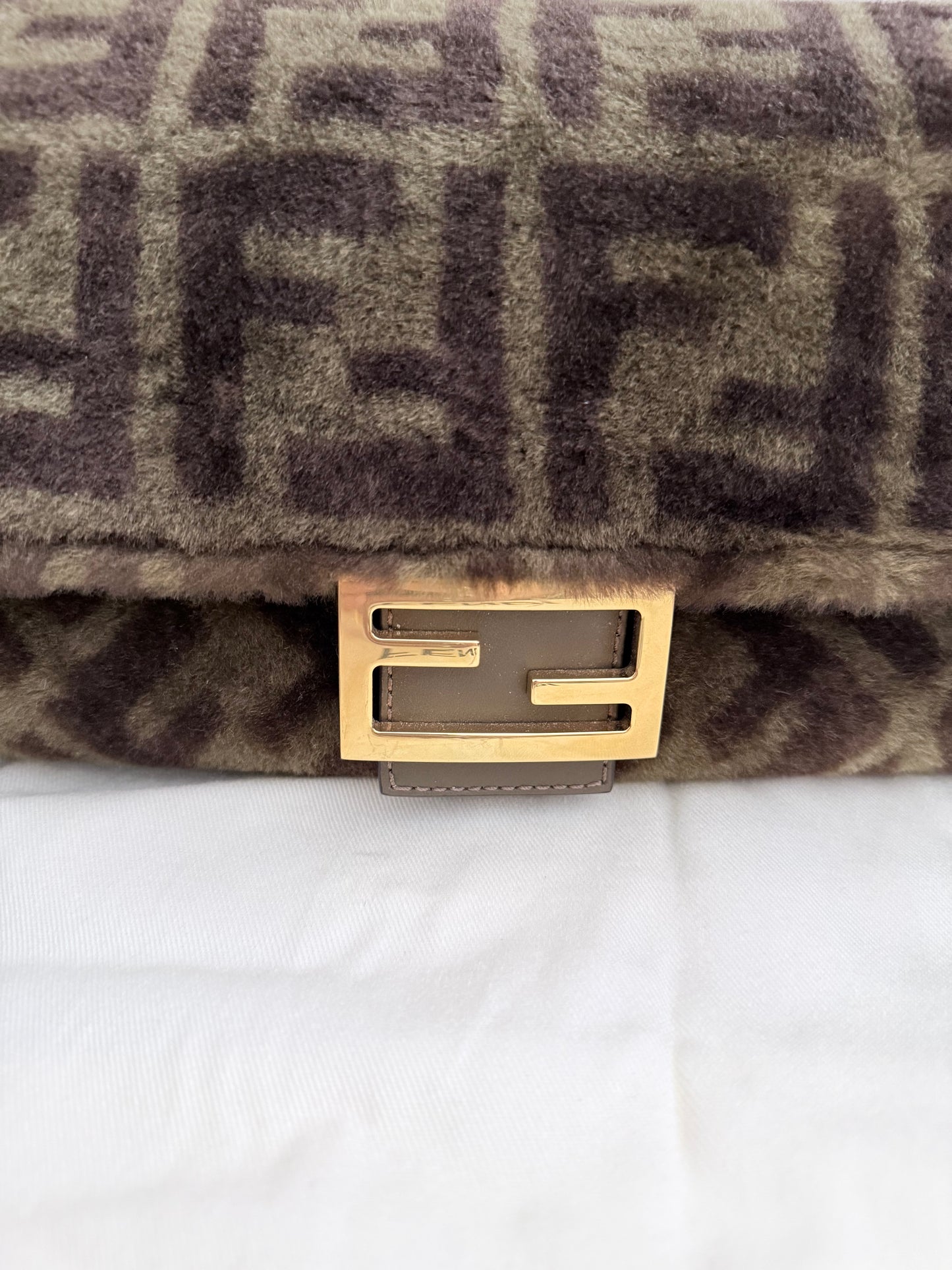 Fendi baguette in montone