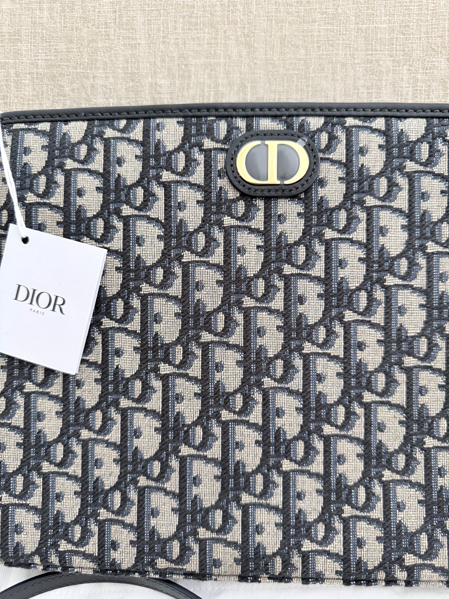 Dior pochette Dea 30 Montaigne