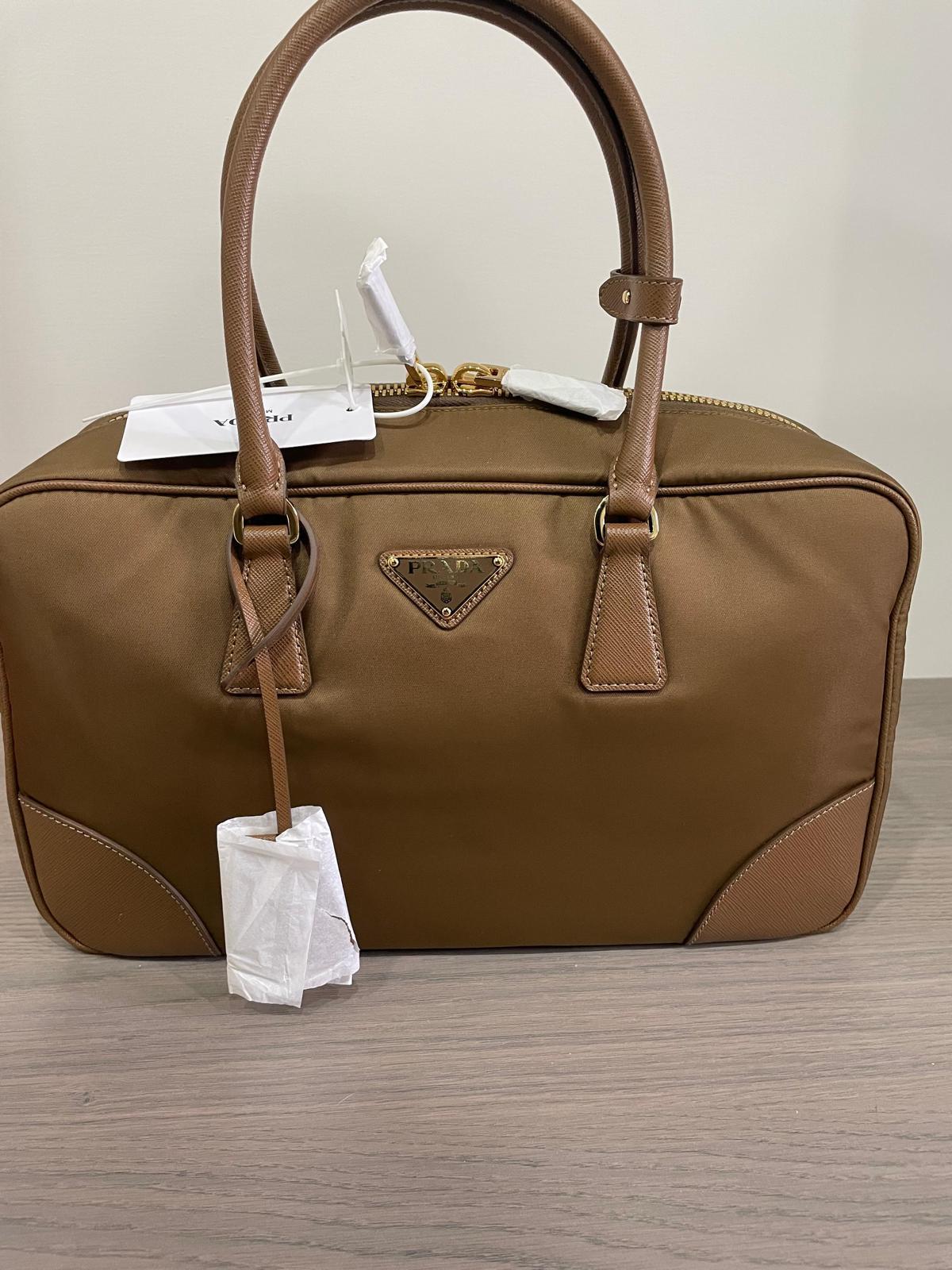 Prada Bauletto Re-Edition 1978 in Re-Nylon e Saffiano