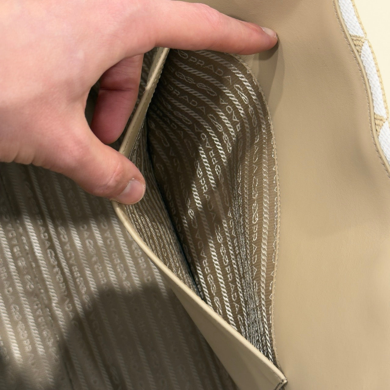 Prada Tote Symbole Large Beige e Bianca