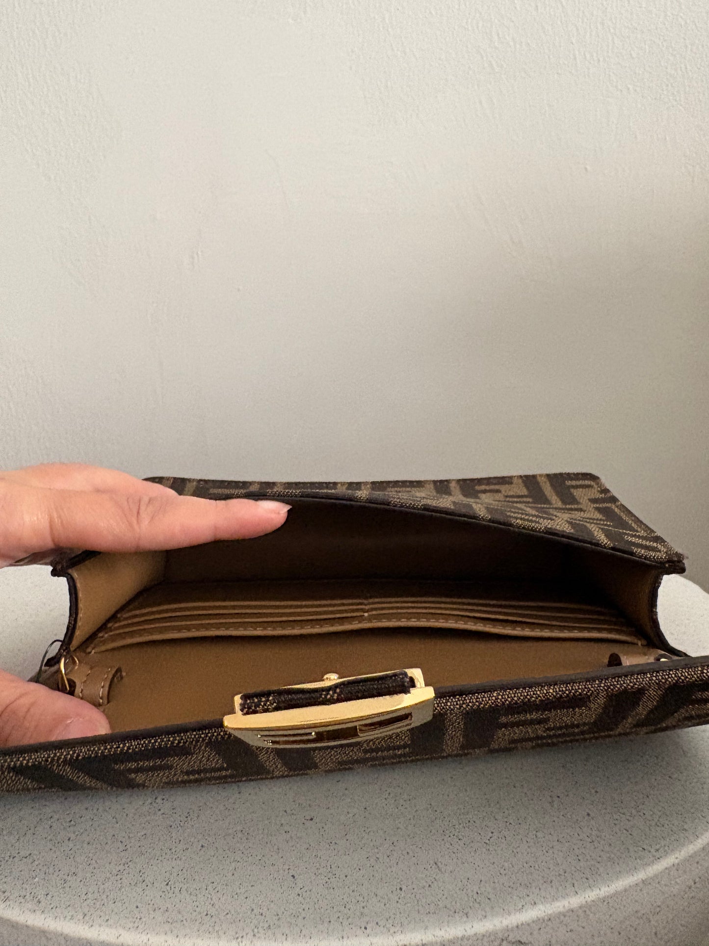 Fendi Wallet on Chain