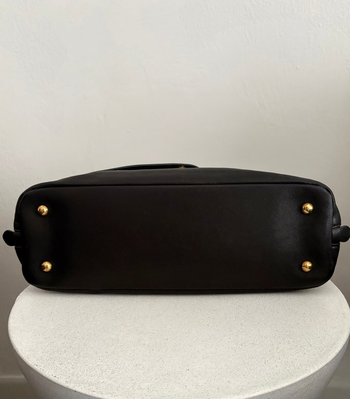 Miu Miu Aventure in pelle nera