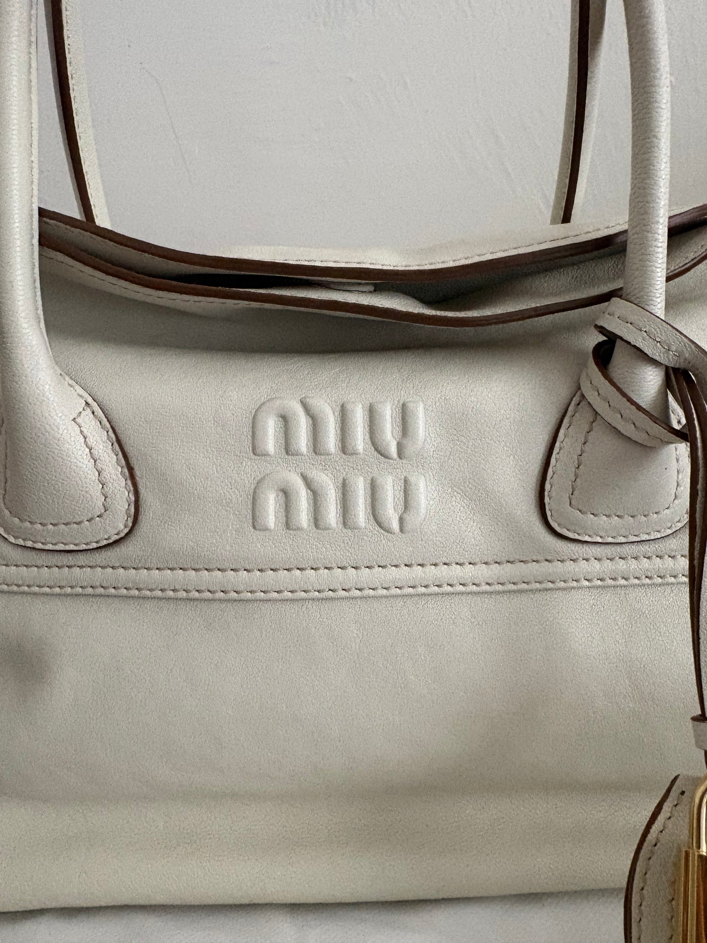 Miu Miu borsa vivant bianca in pelle