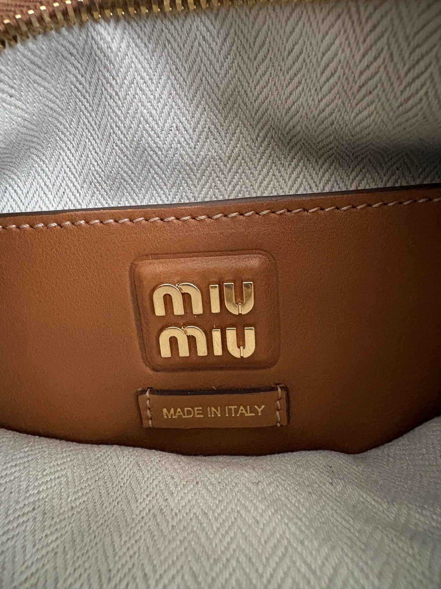 Miu Miu borsa Hobo pelle marrone