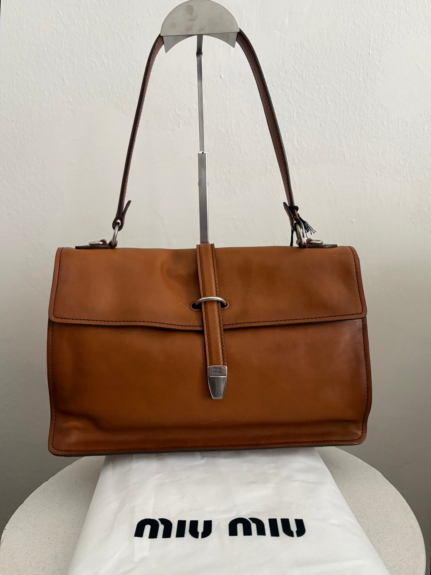 Miu Miu borsa a spalla in pelle cuoio