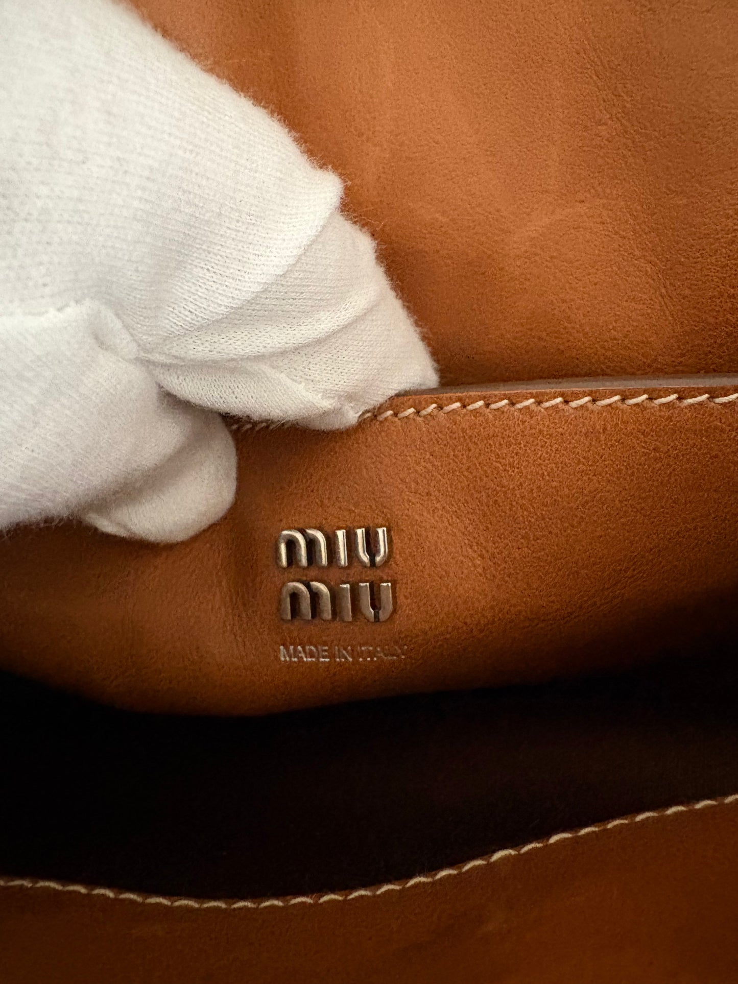 Miu Miu borsa a spalla in pelle cuoio