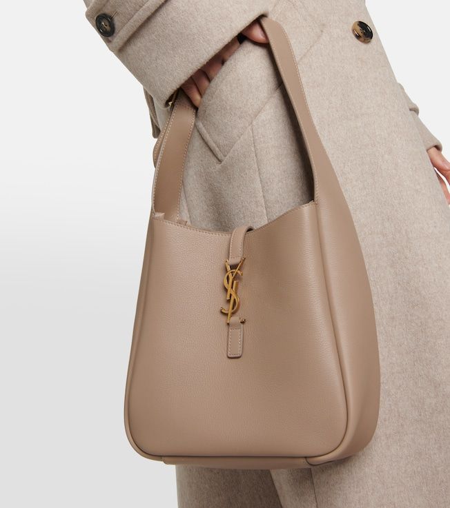 Saint Laurent Le 5 à 7 Small Beige