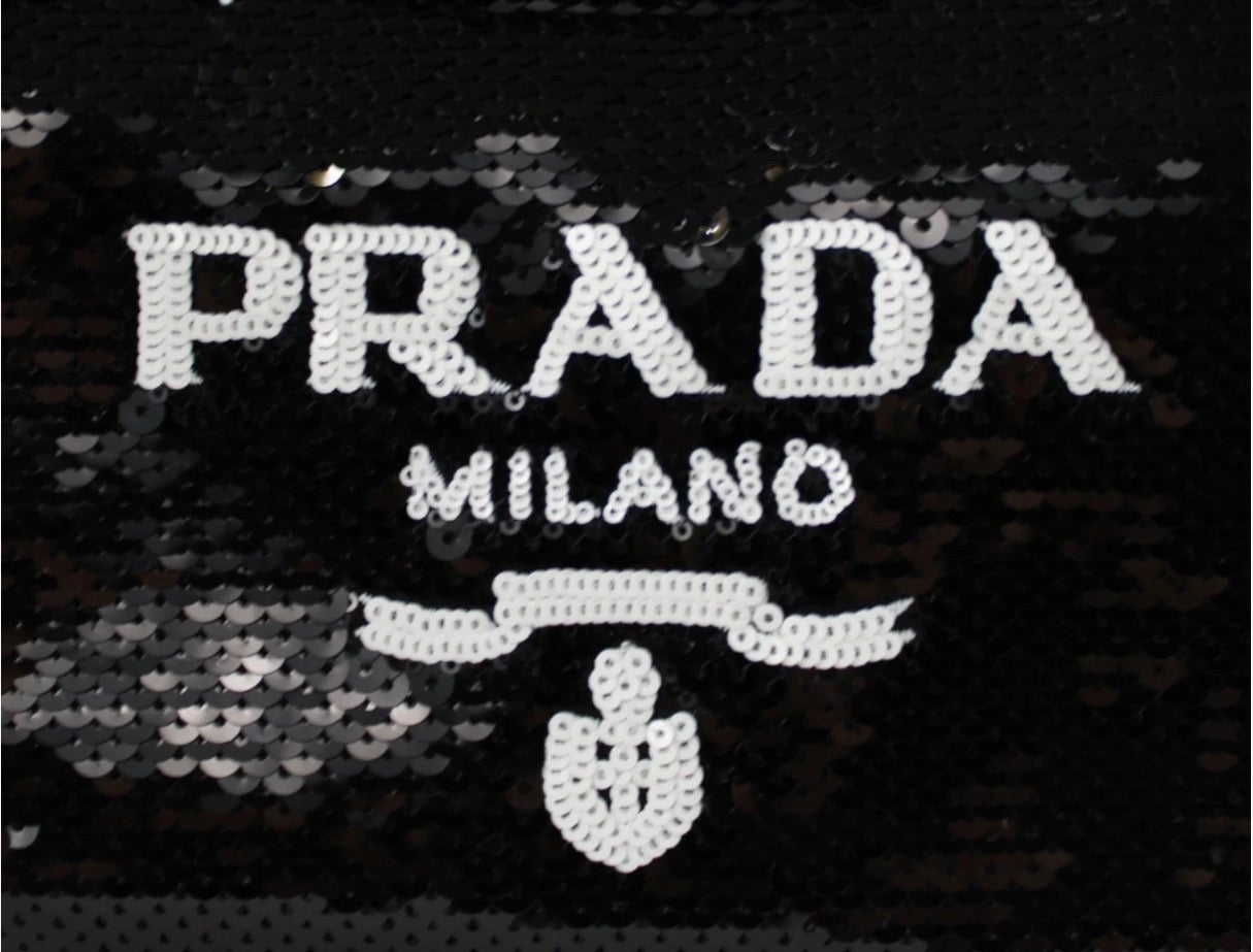 Prada Re Edition 2000 Small con paillettes nere