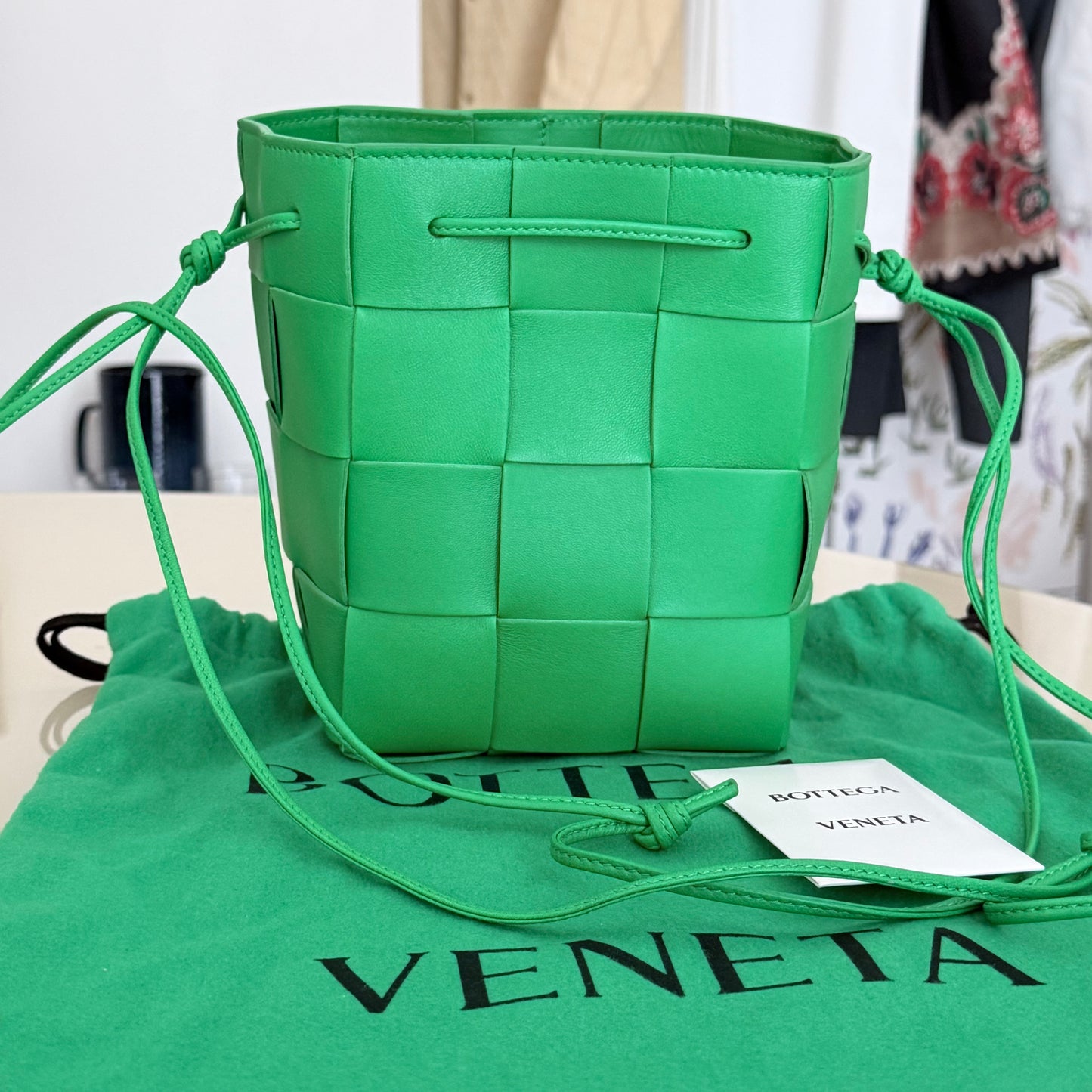 Bottega Veneta Cassette Bucket Bag Verde
