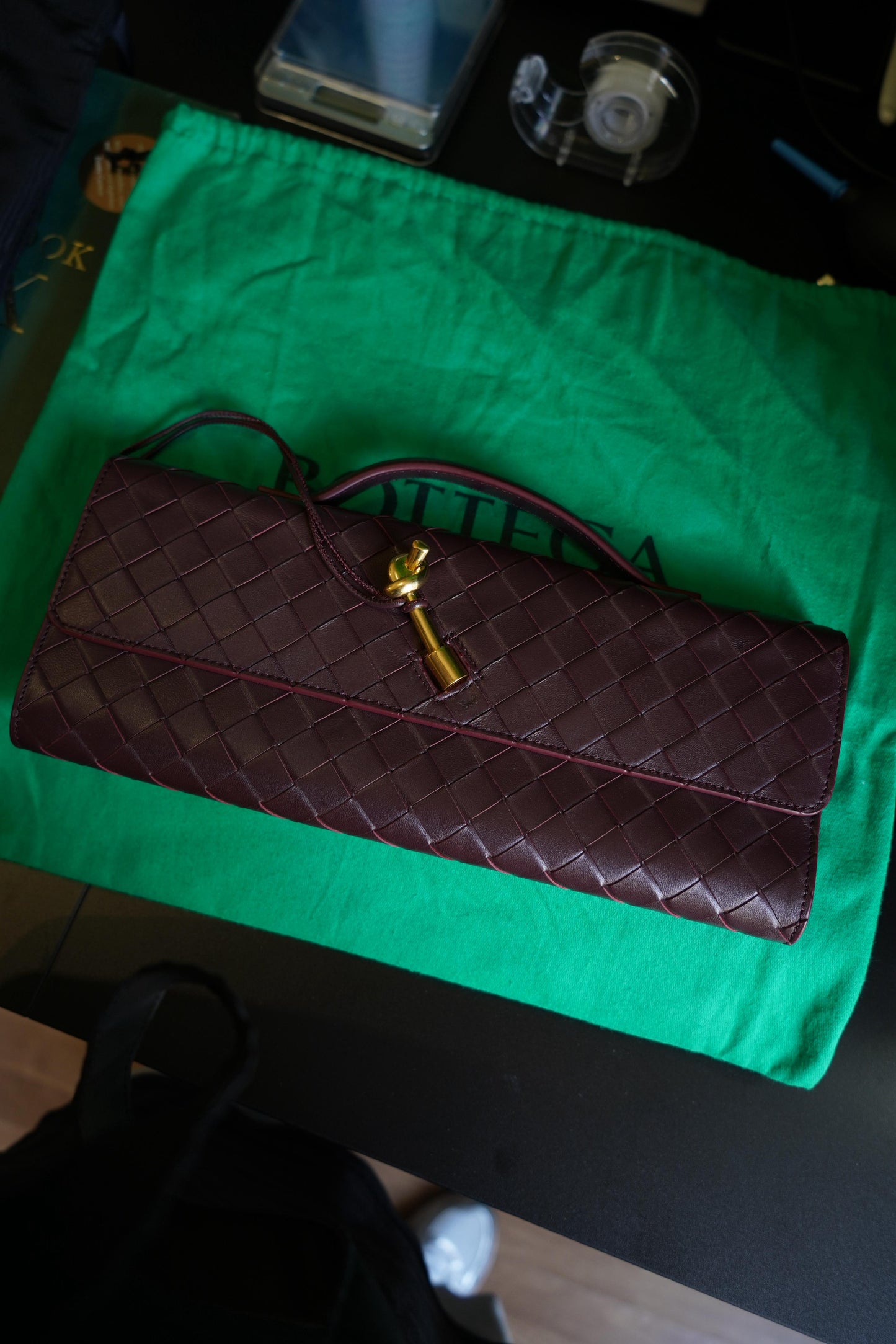 Bottega Veneta Clutch Andiamo Dark Barolo