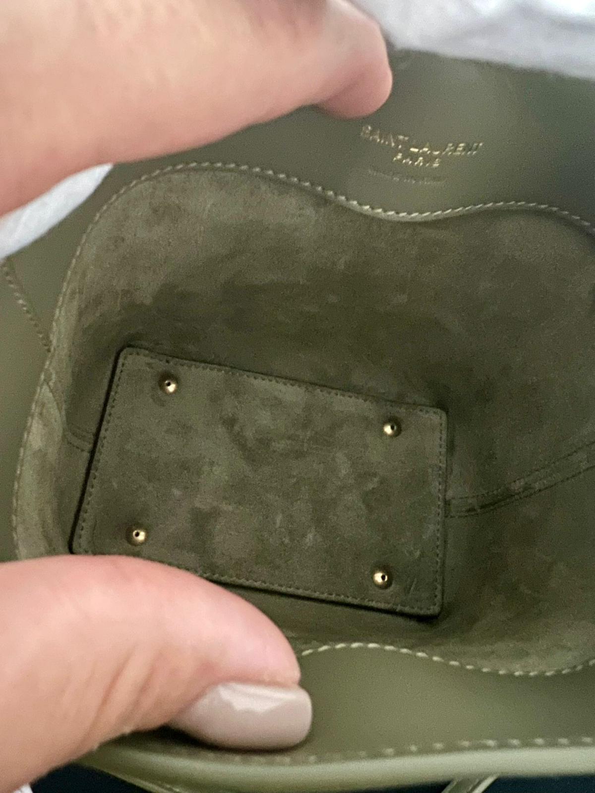 Saint Laurent Le 37 - Borsa a Secchiello in Pelle Verde