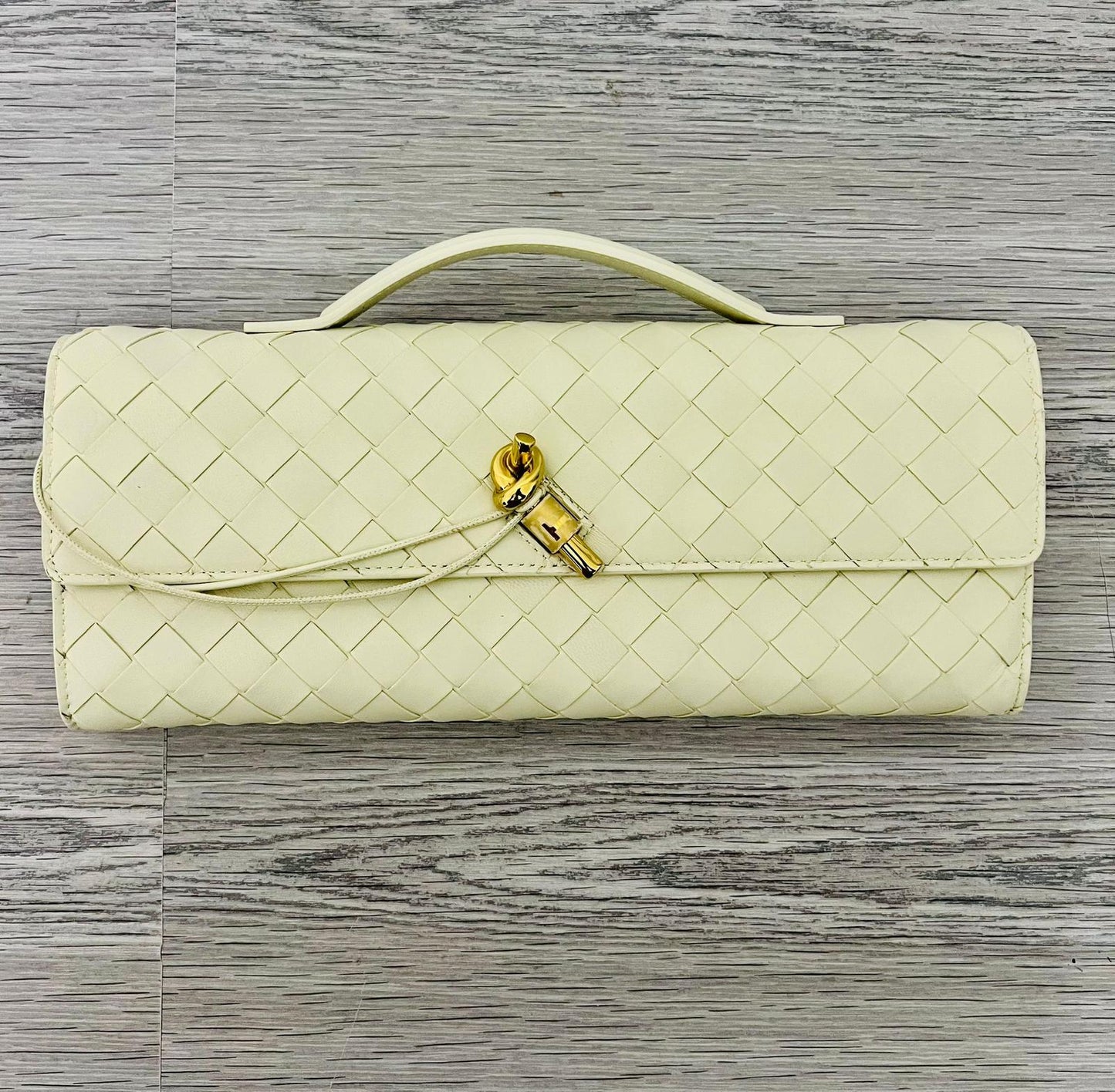 Bottega Veneta Clutch Andiamo Yellow Butter