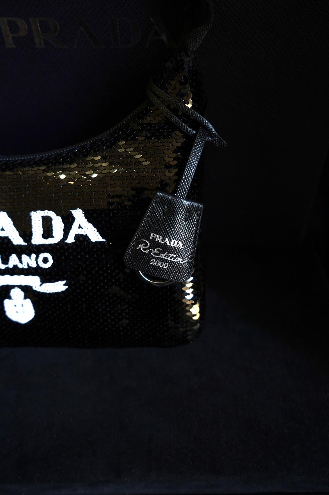 Prada Re-Edition 2000 con Paillettes - Nera