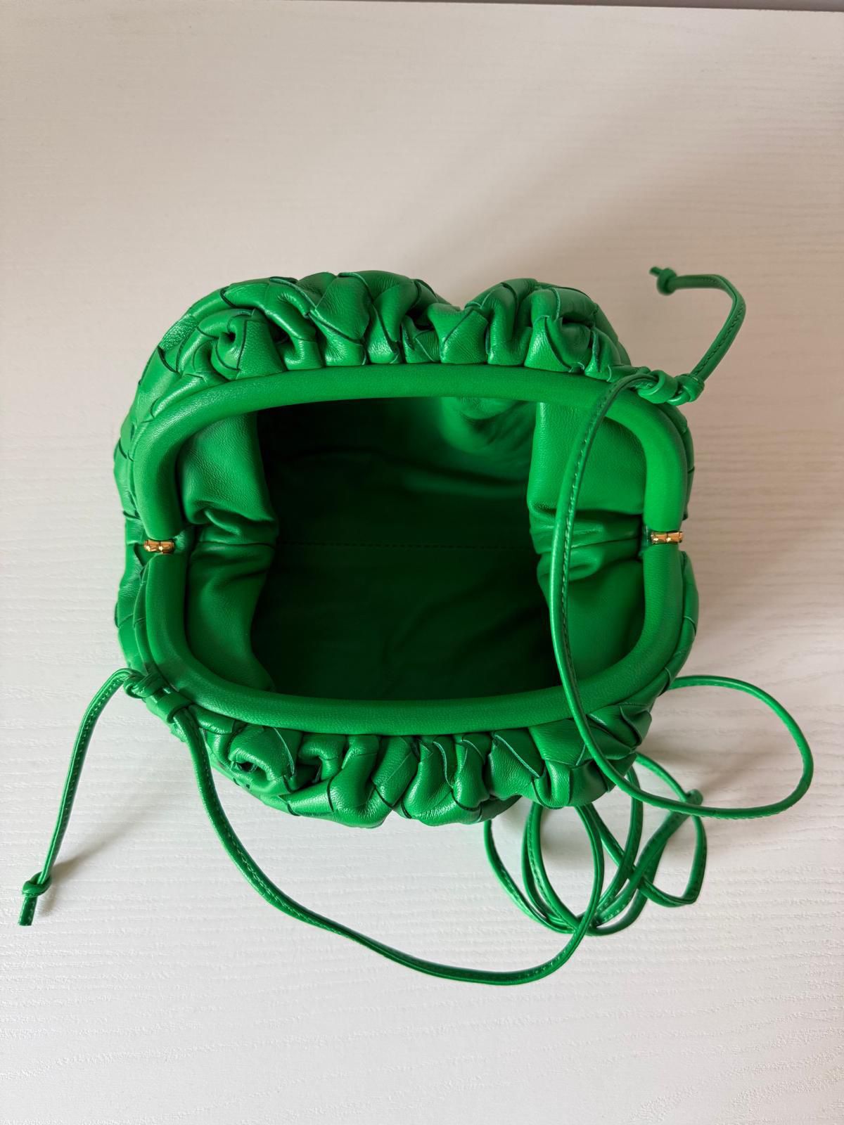 Bottega Veneta Mini Pouch Intrecciata – Verde