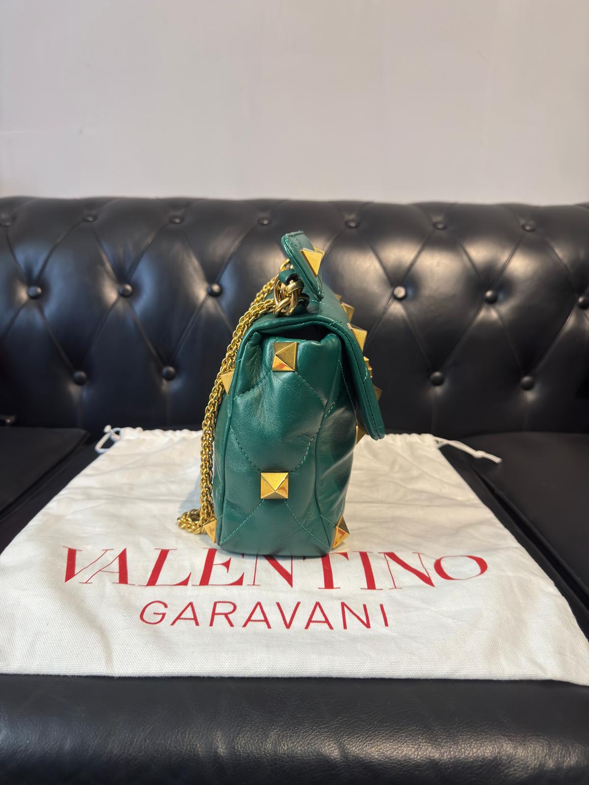 Valentino Garavani Roman Stud Verde