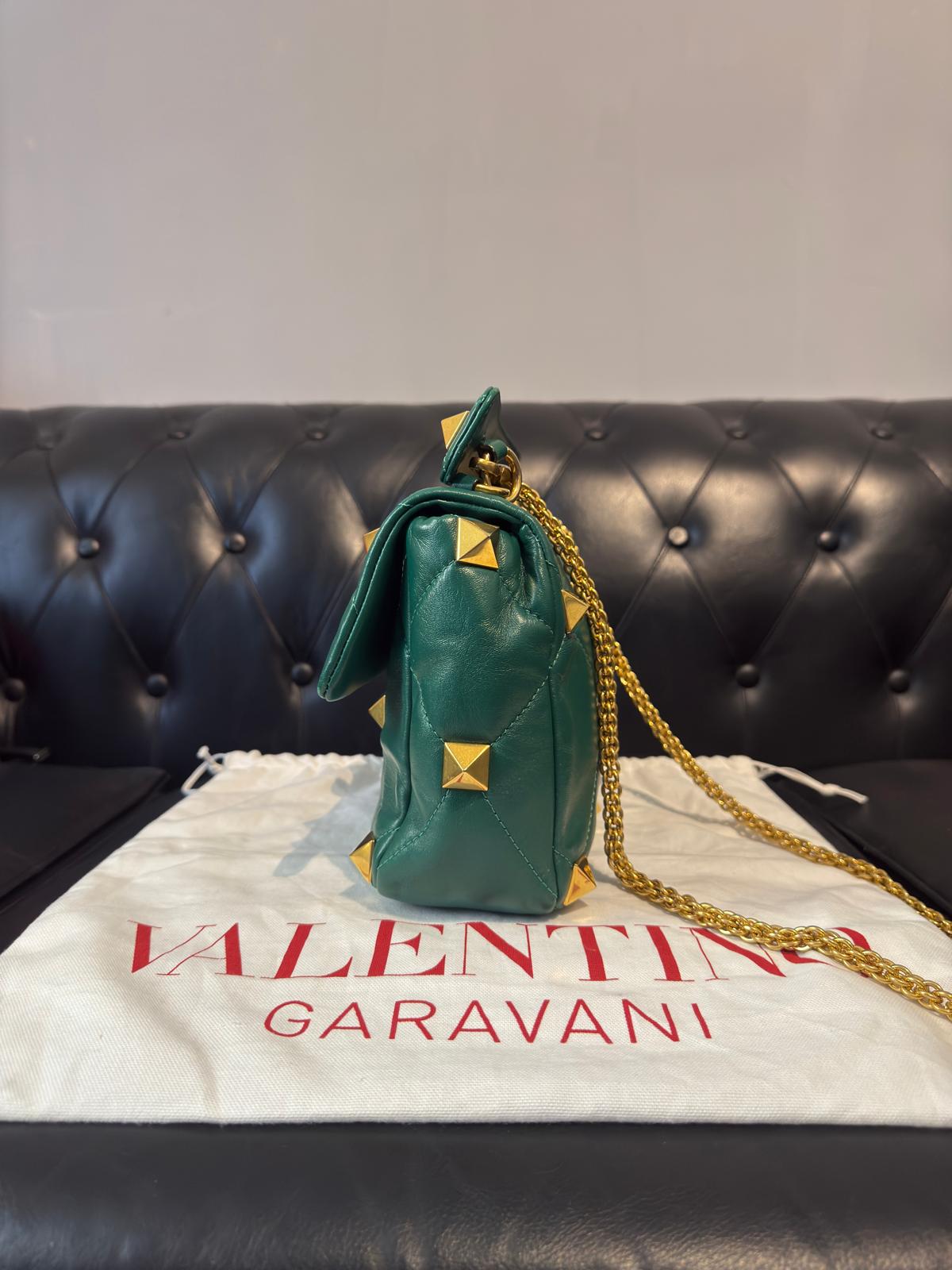 Valentino Garavani Roman Stud Verde