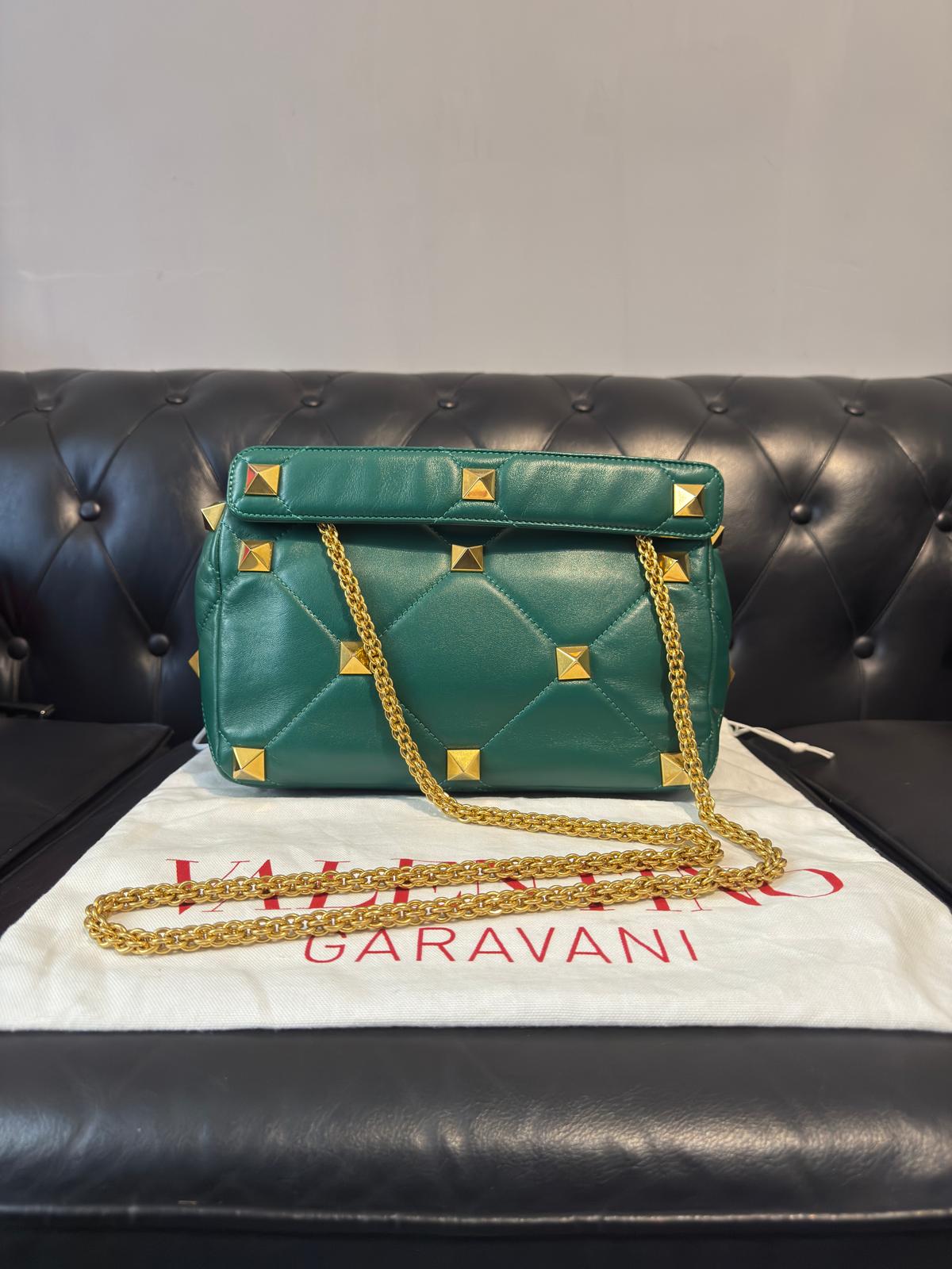 Valentino Garavani Roman Stud Verde